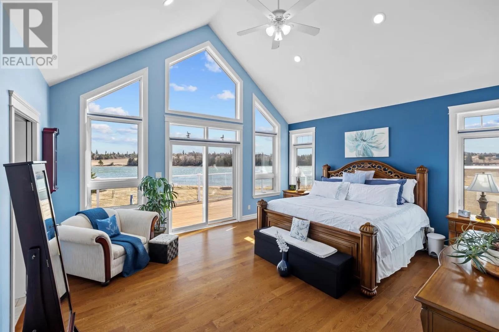 77 Highland View Drive