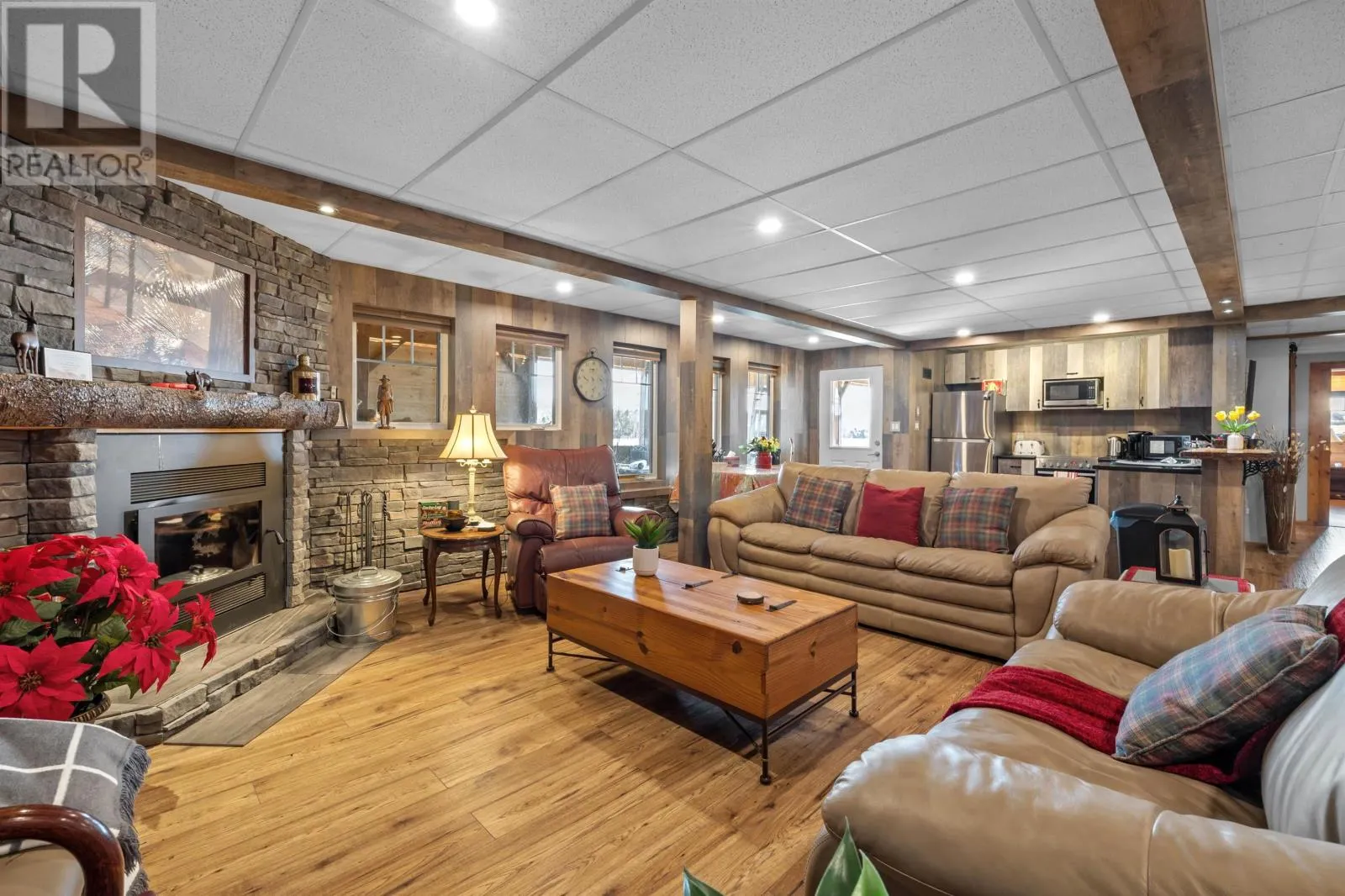 77 Highland View Drive