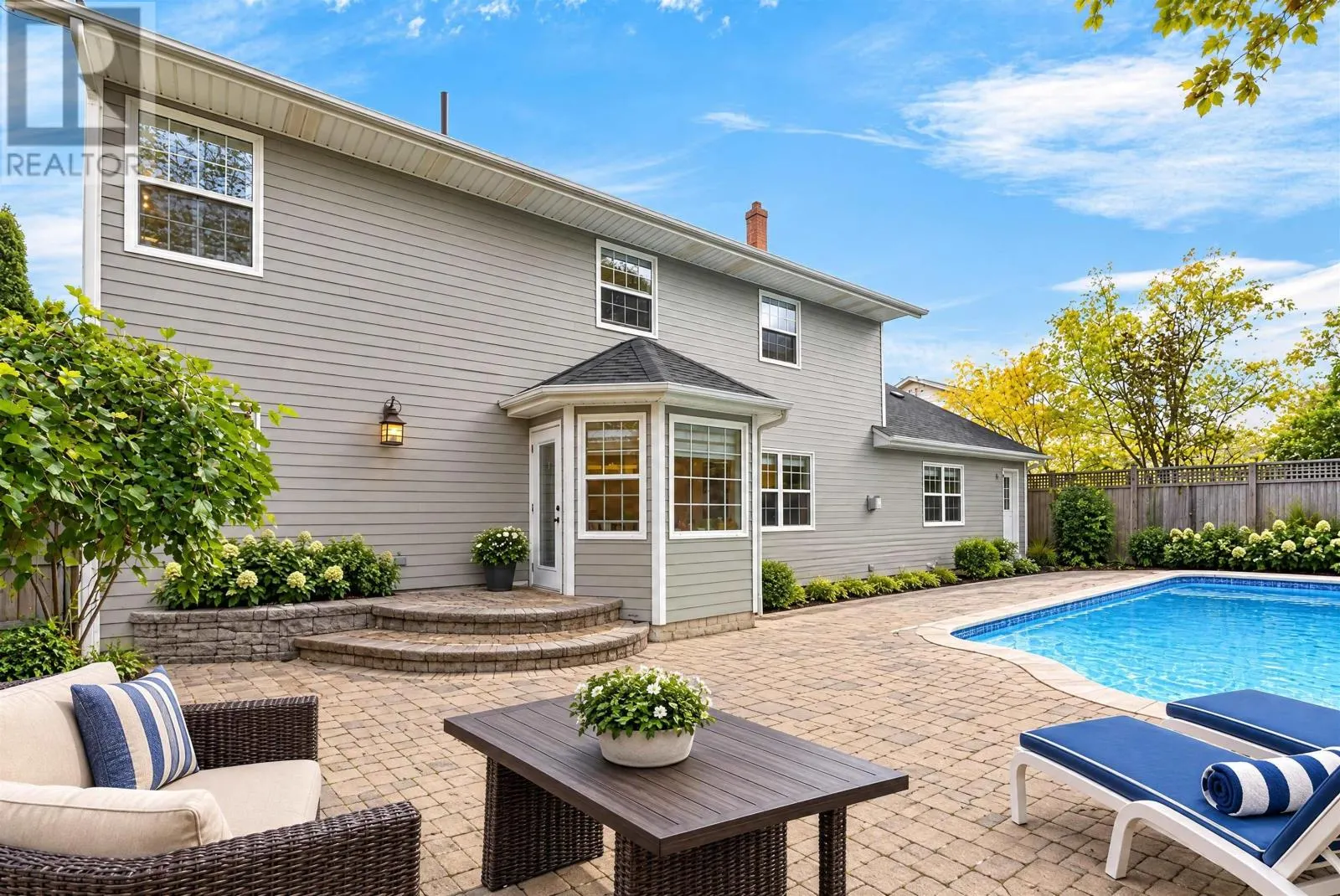 31 Sidmount Avenue