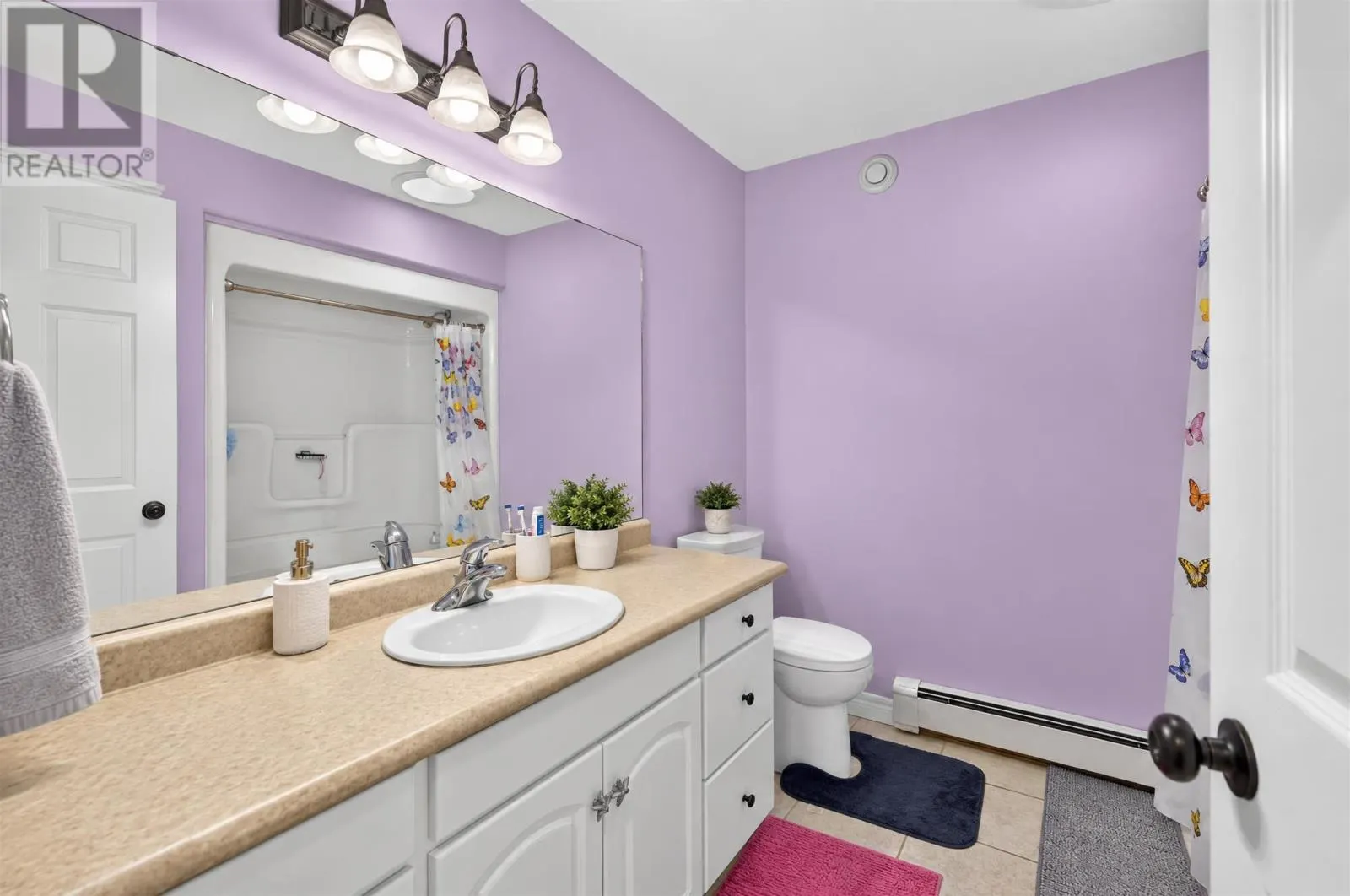 31 Sidmount Avenue