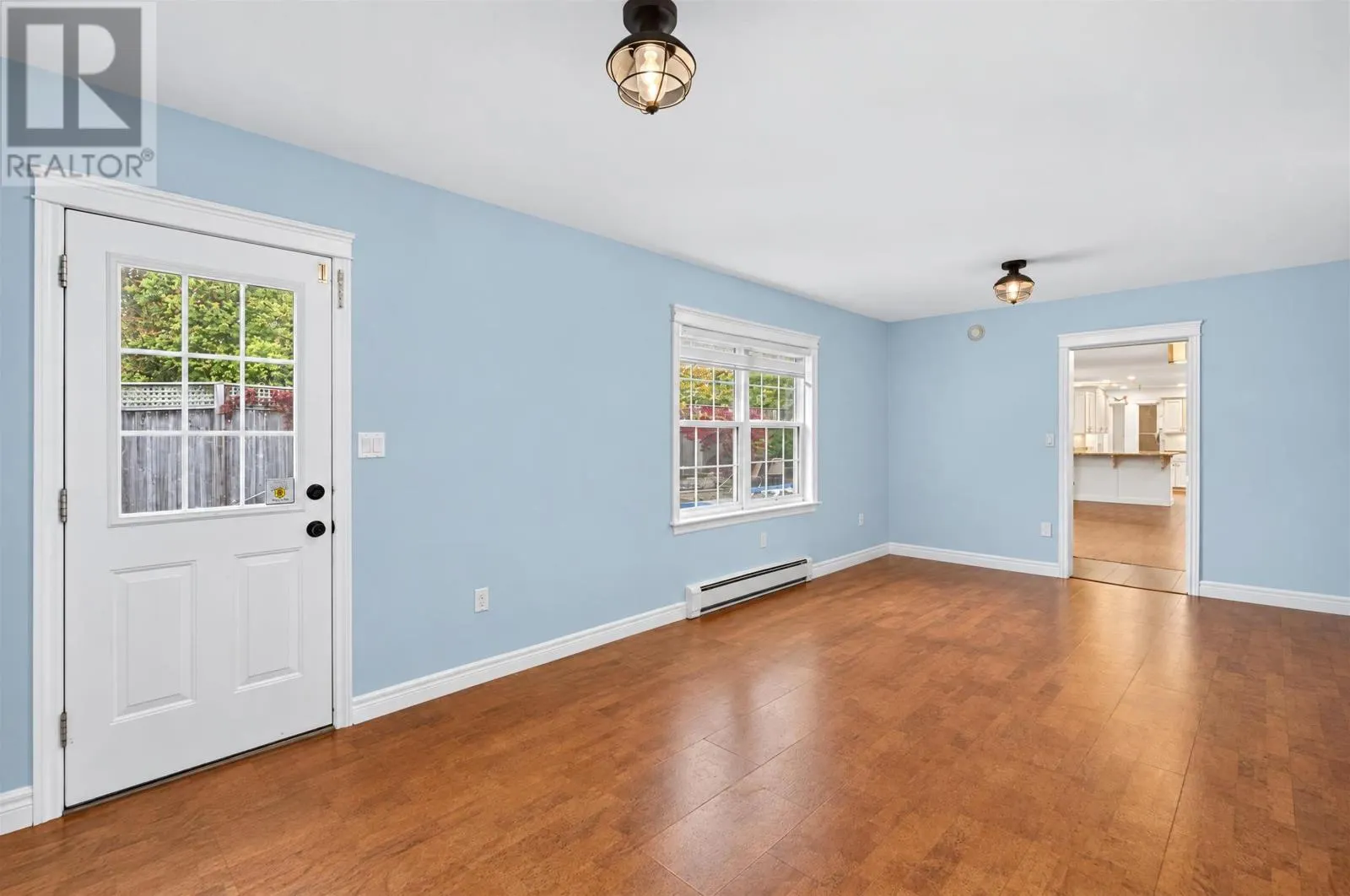 31 Sidmount Avenue