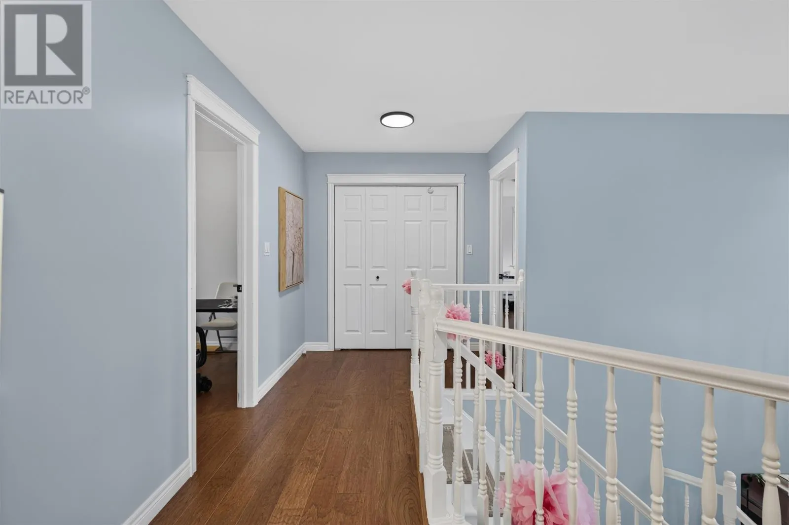 31 Sidmount Avenue