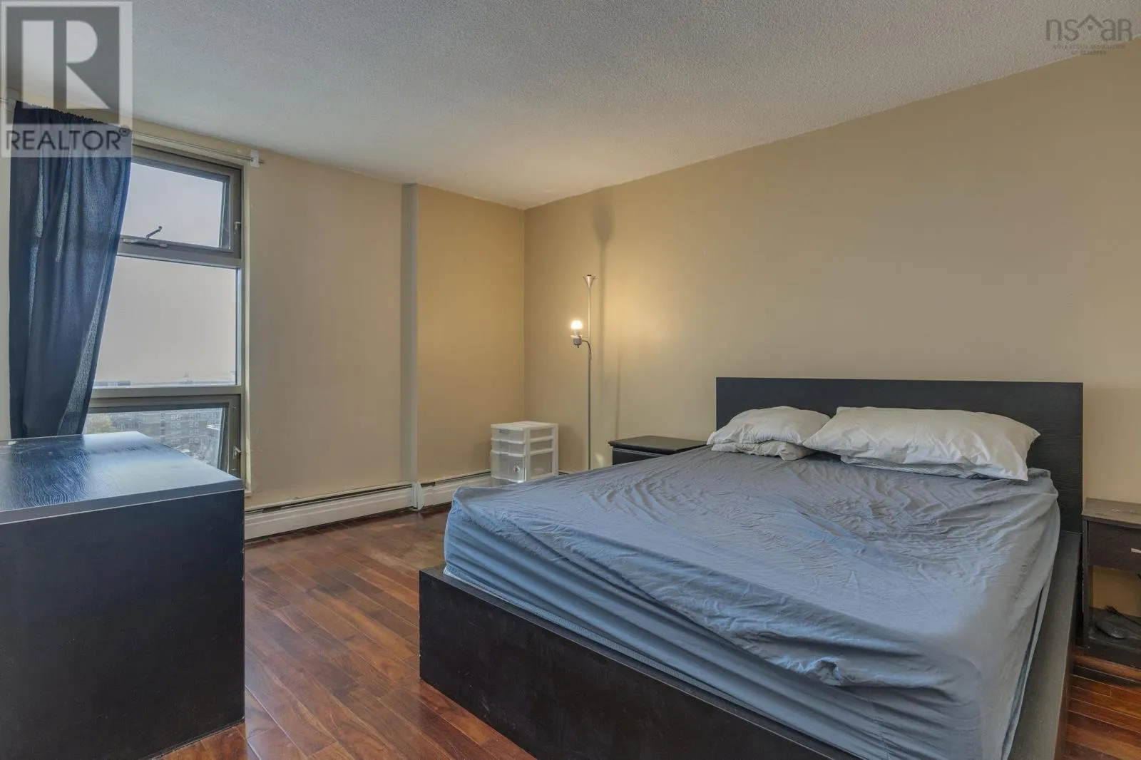 1503 6369 Coburg Road