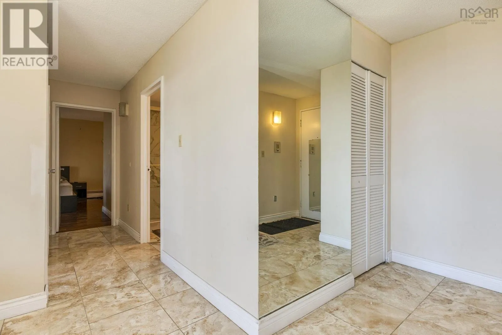 1503 6369 Coburg Road