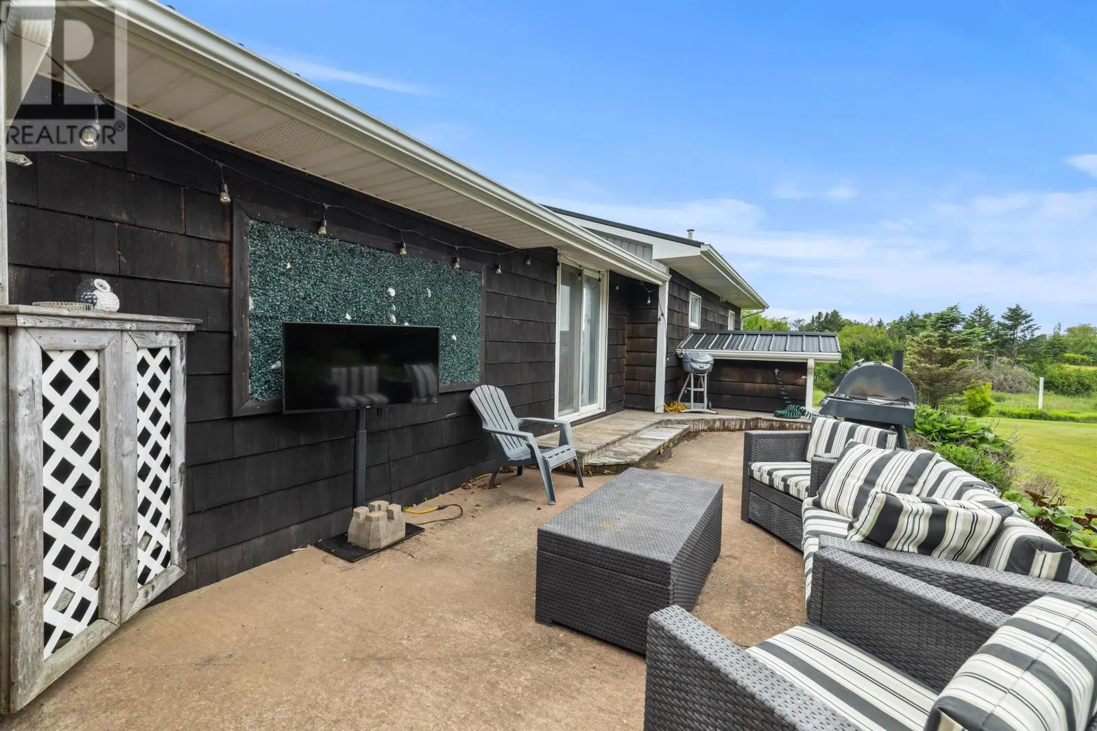 2482 Winsloe Road