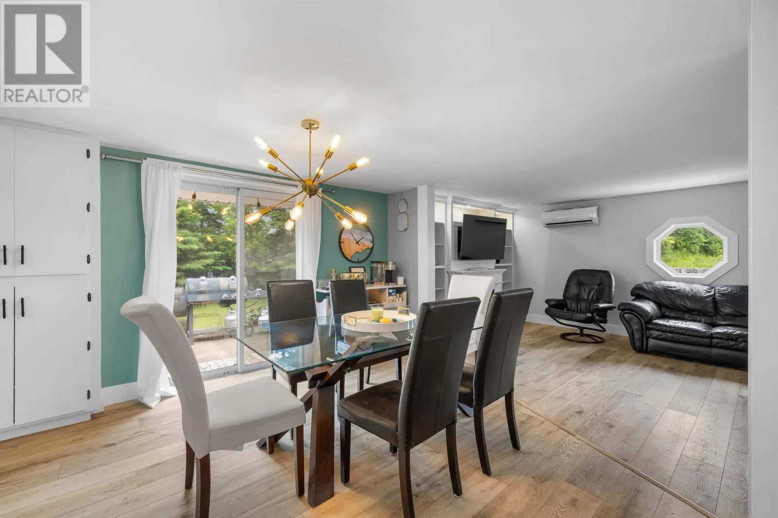 2482 Winsloe Road