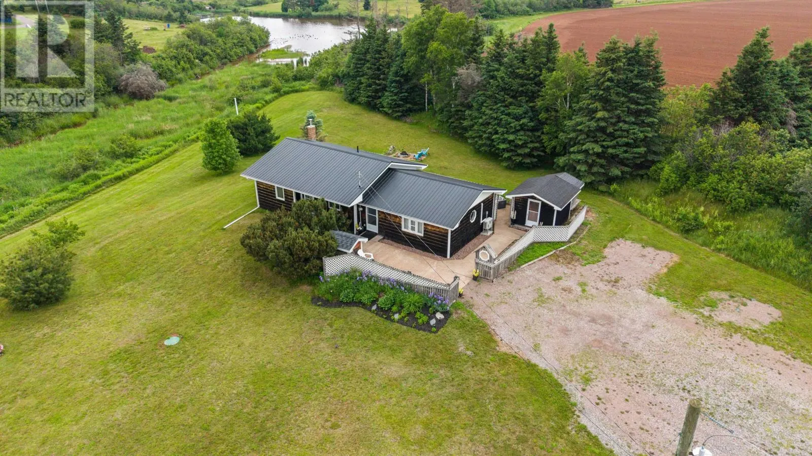 2482 Winsloe Road