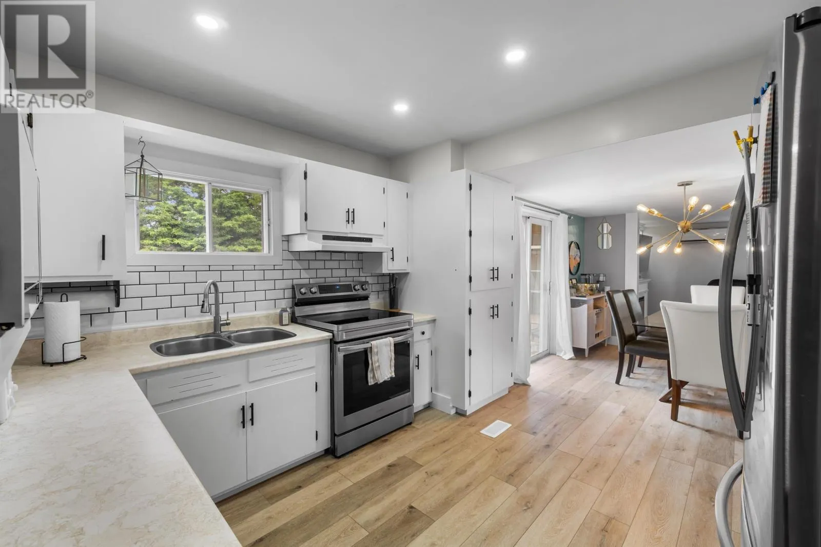 2482 Winsloe Road
