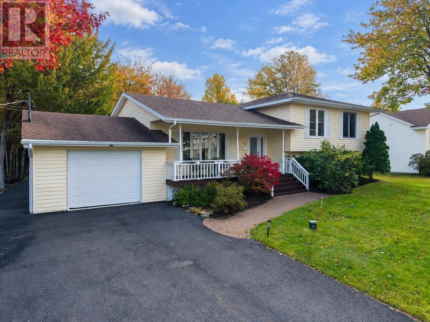 35 Carmichael Drive