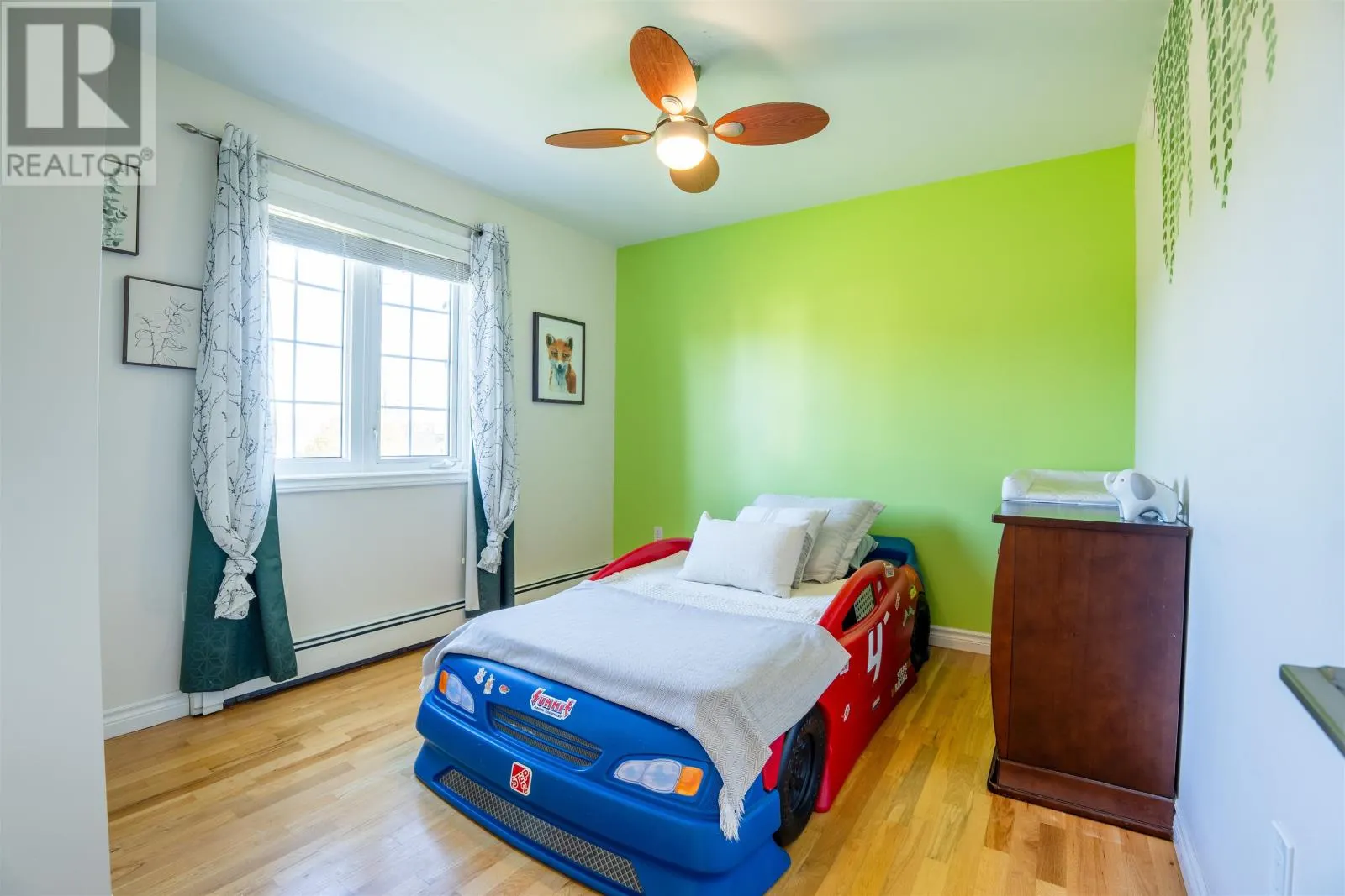 113 GREENSVIEW Drive
