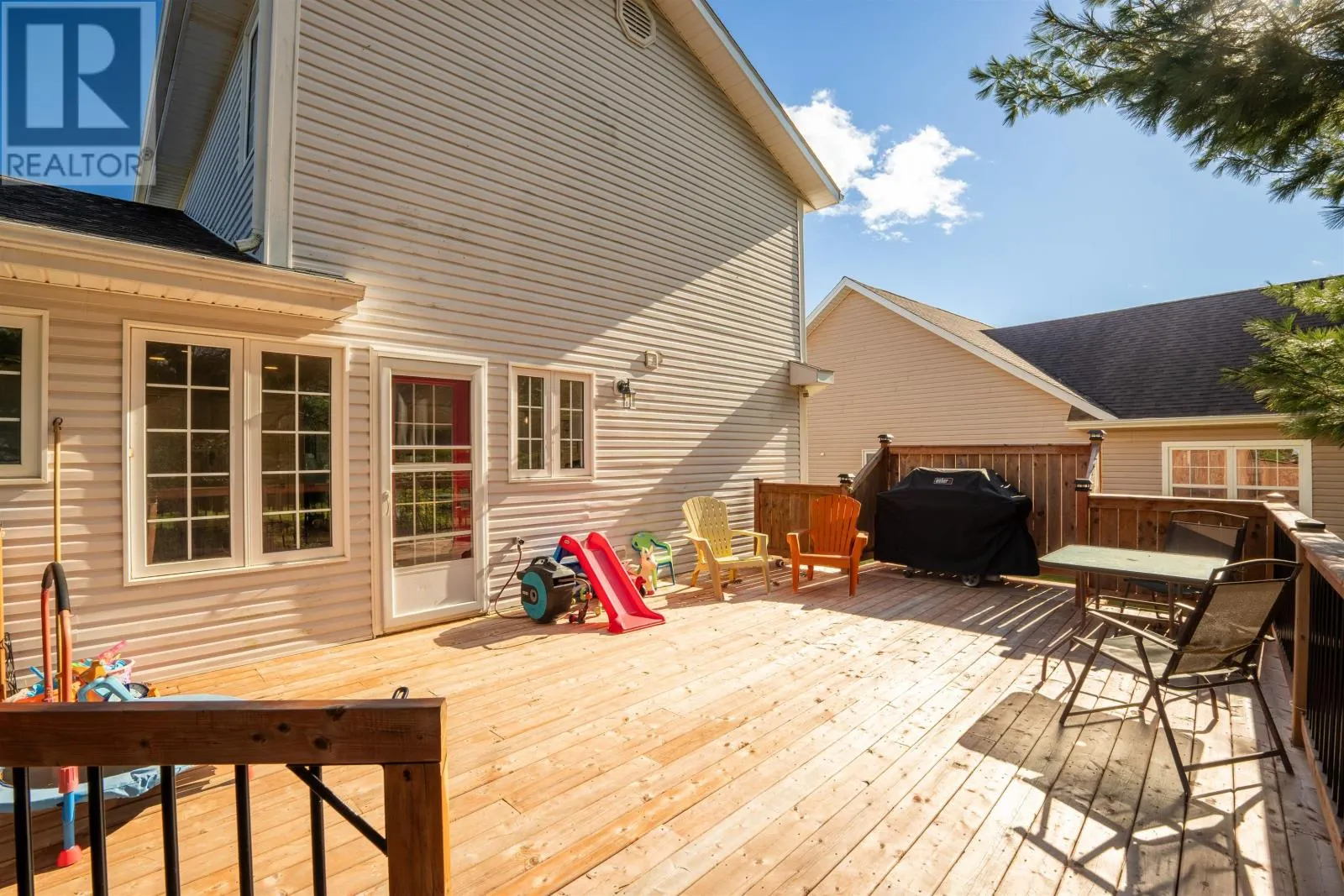 113 GREENSVIEW Drive