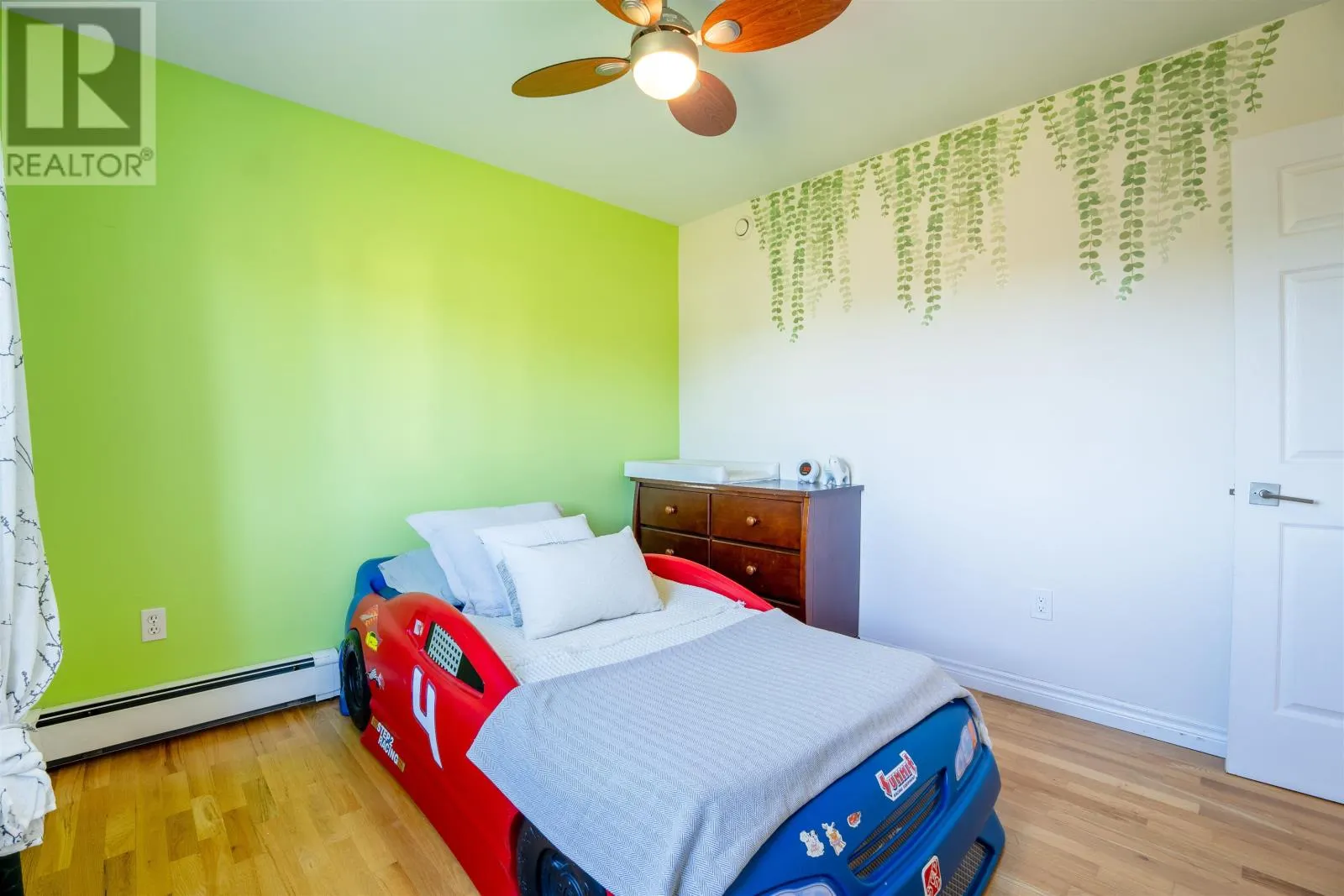 113 GREENSVIEW Drive