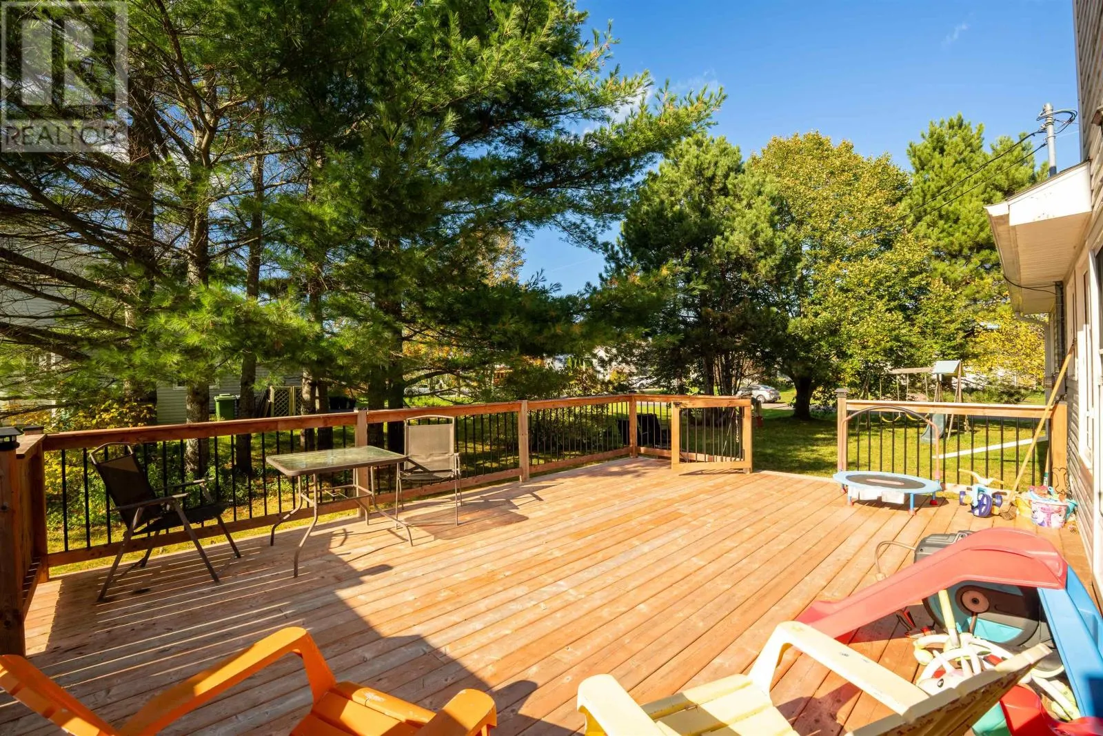 113 GREENSVIEW Drive