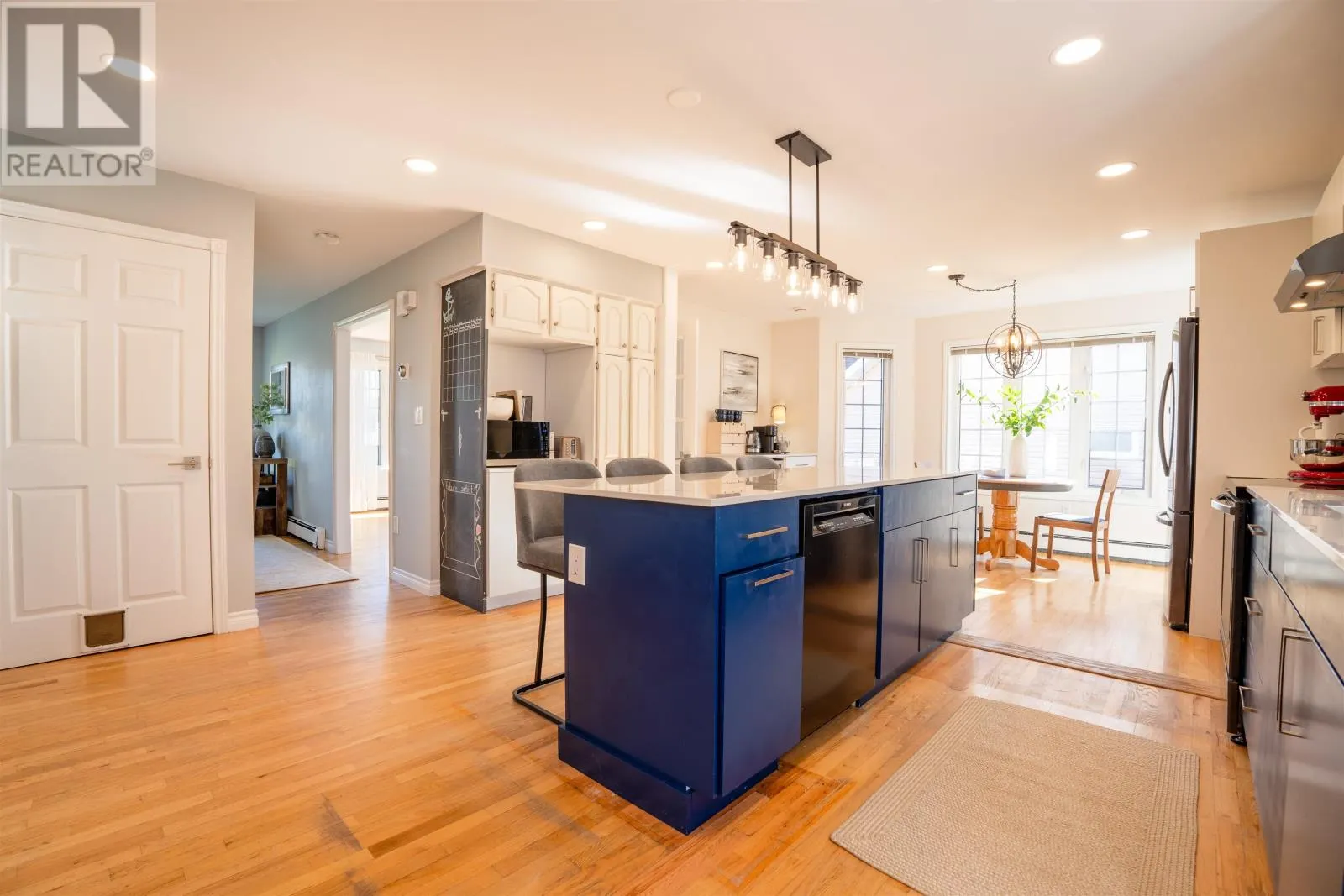 113 GREENSVIEW Drive