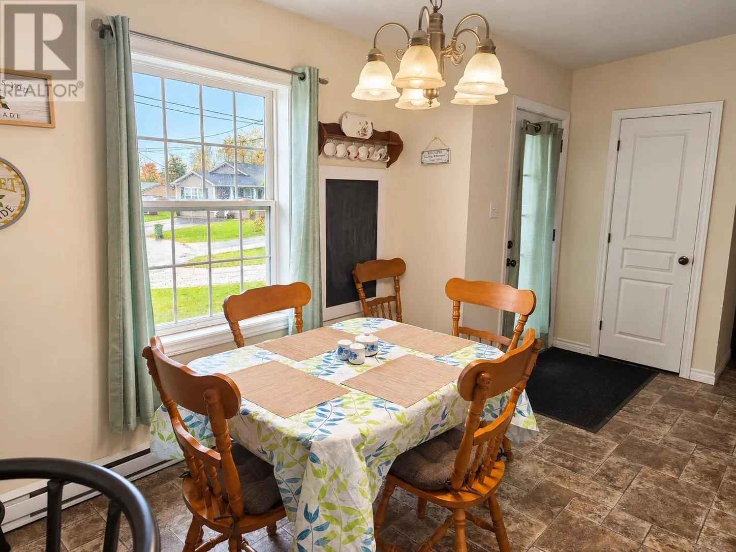 24 Tide View Court