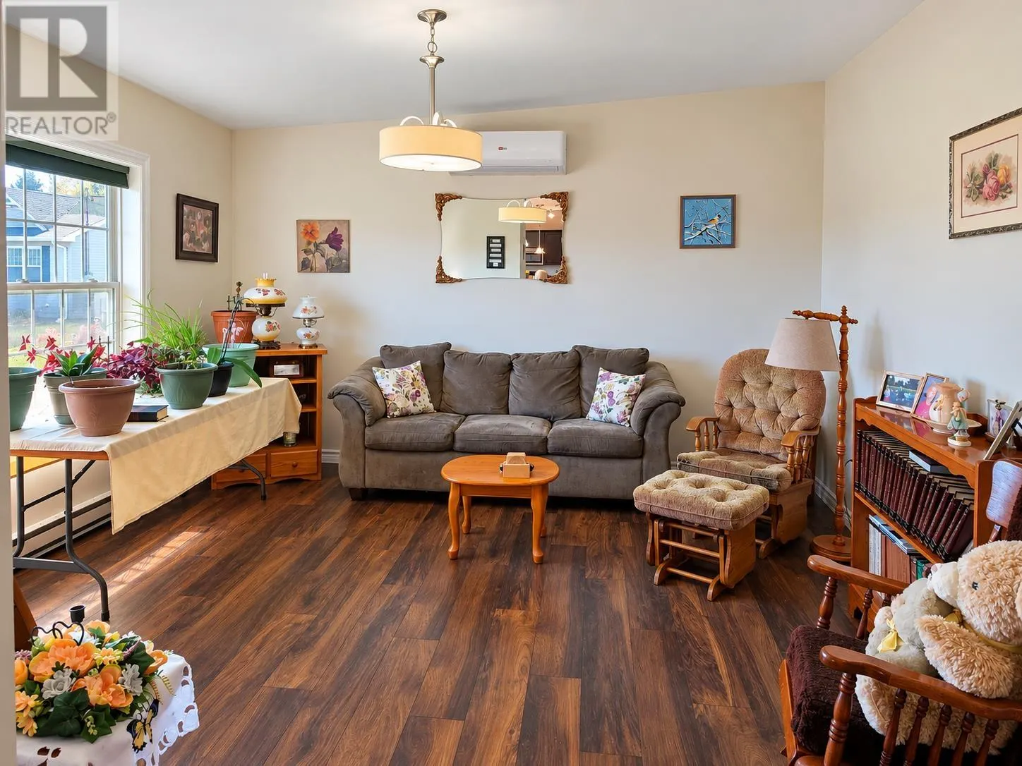 24 Tide View Court
