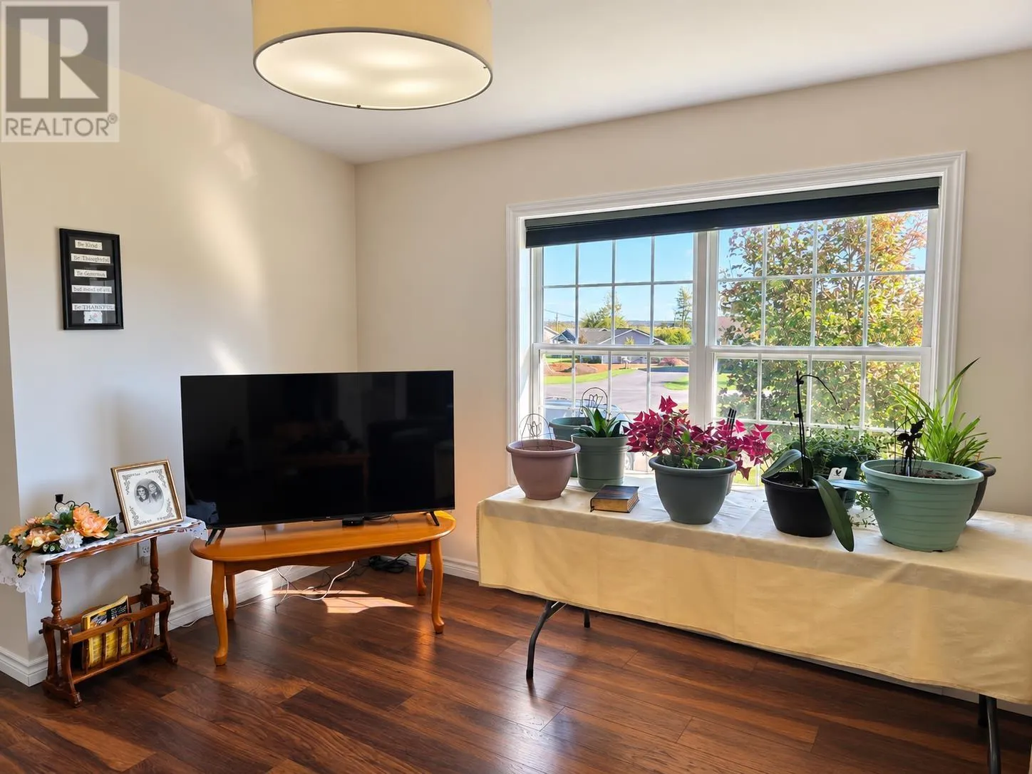 24 Tide View Court
