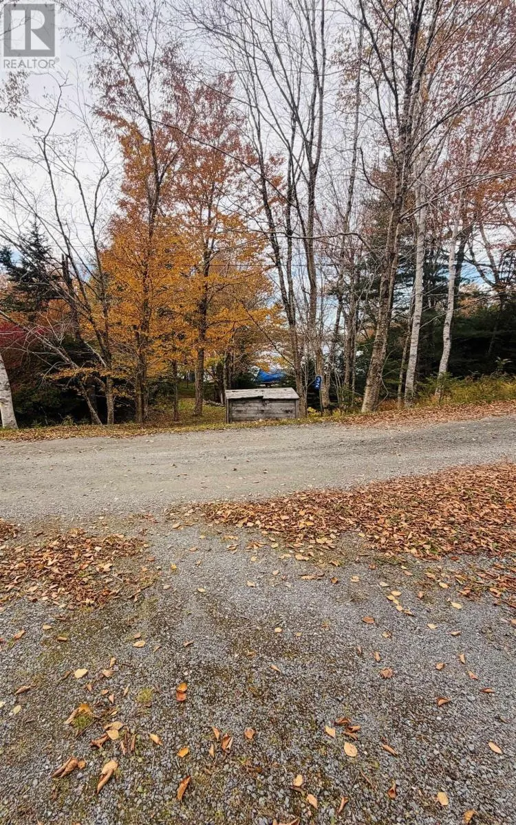 31 Lakefield Drive