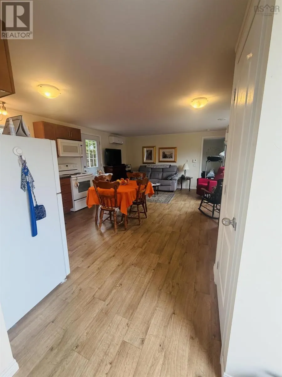 31 Lakefield Drive
