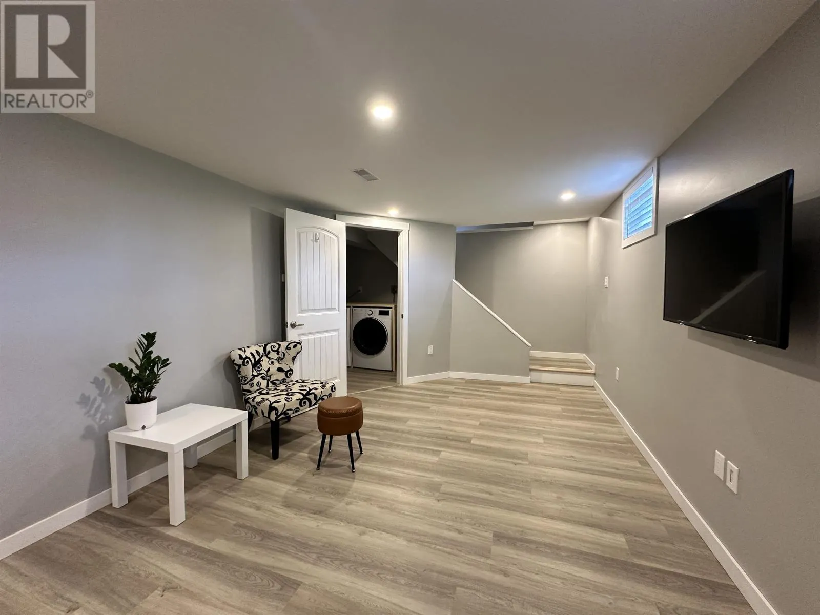 150 Parkwood Crescent