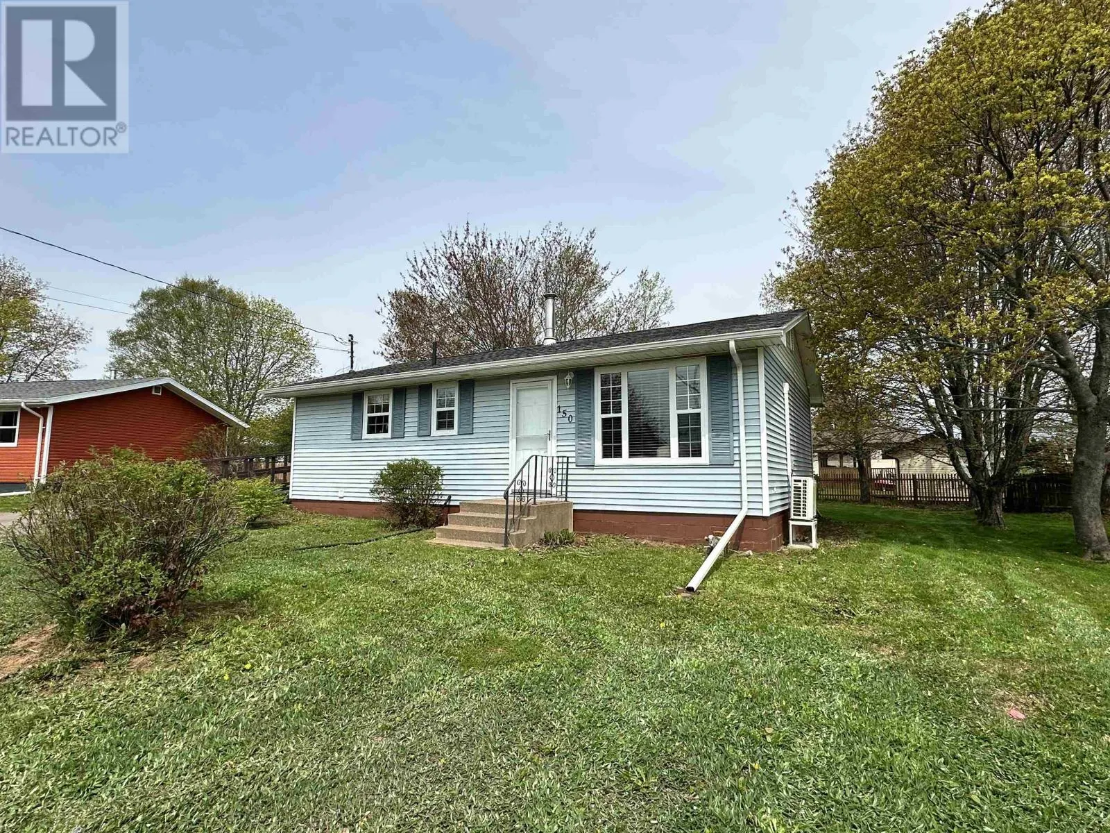 150 Parkwood Crescent