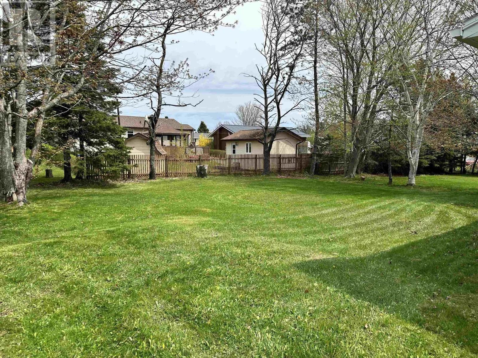 150 Parkwood Crescent