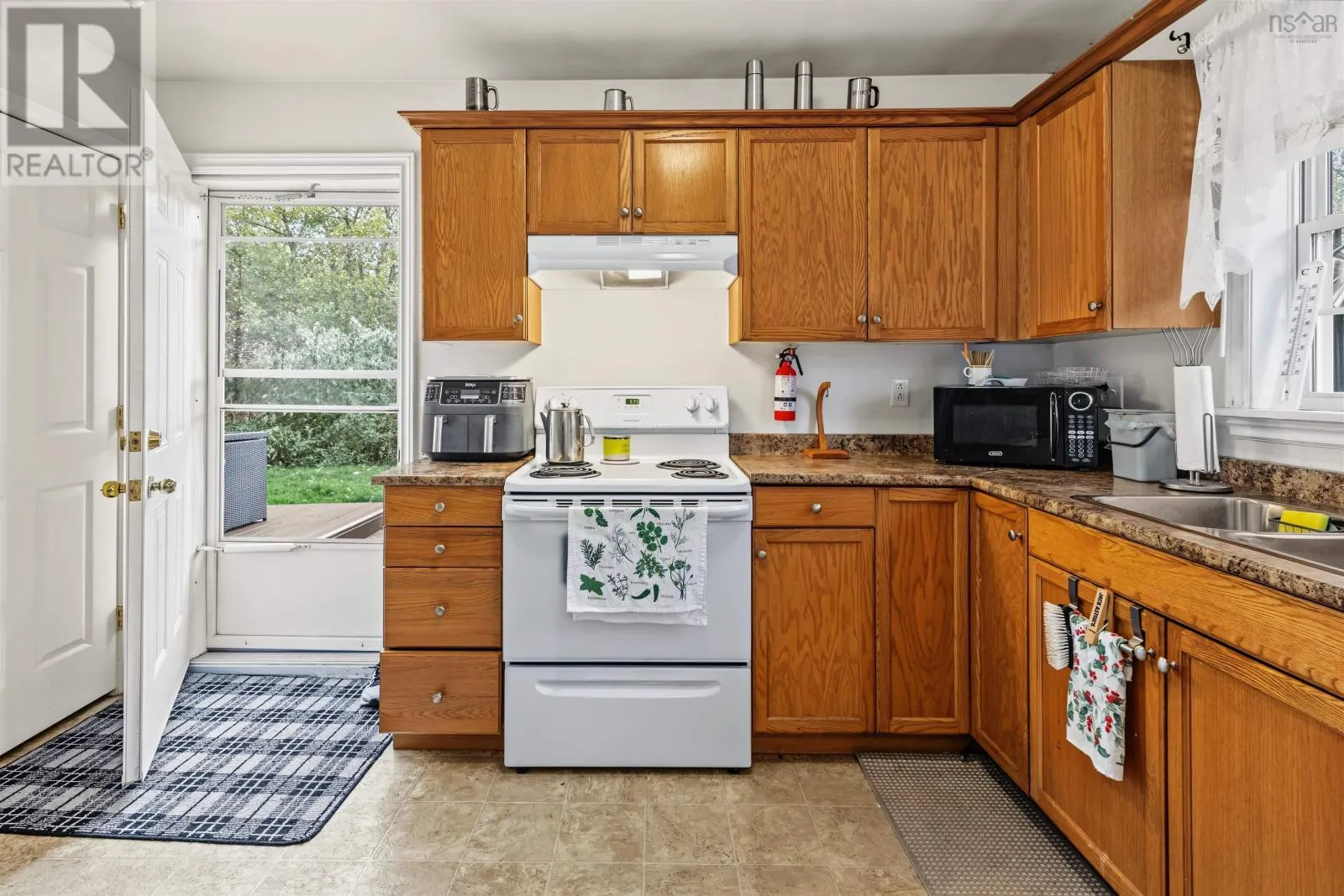 1366 George Street      B1P 1N2 Street