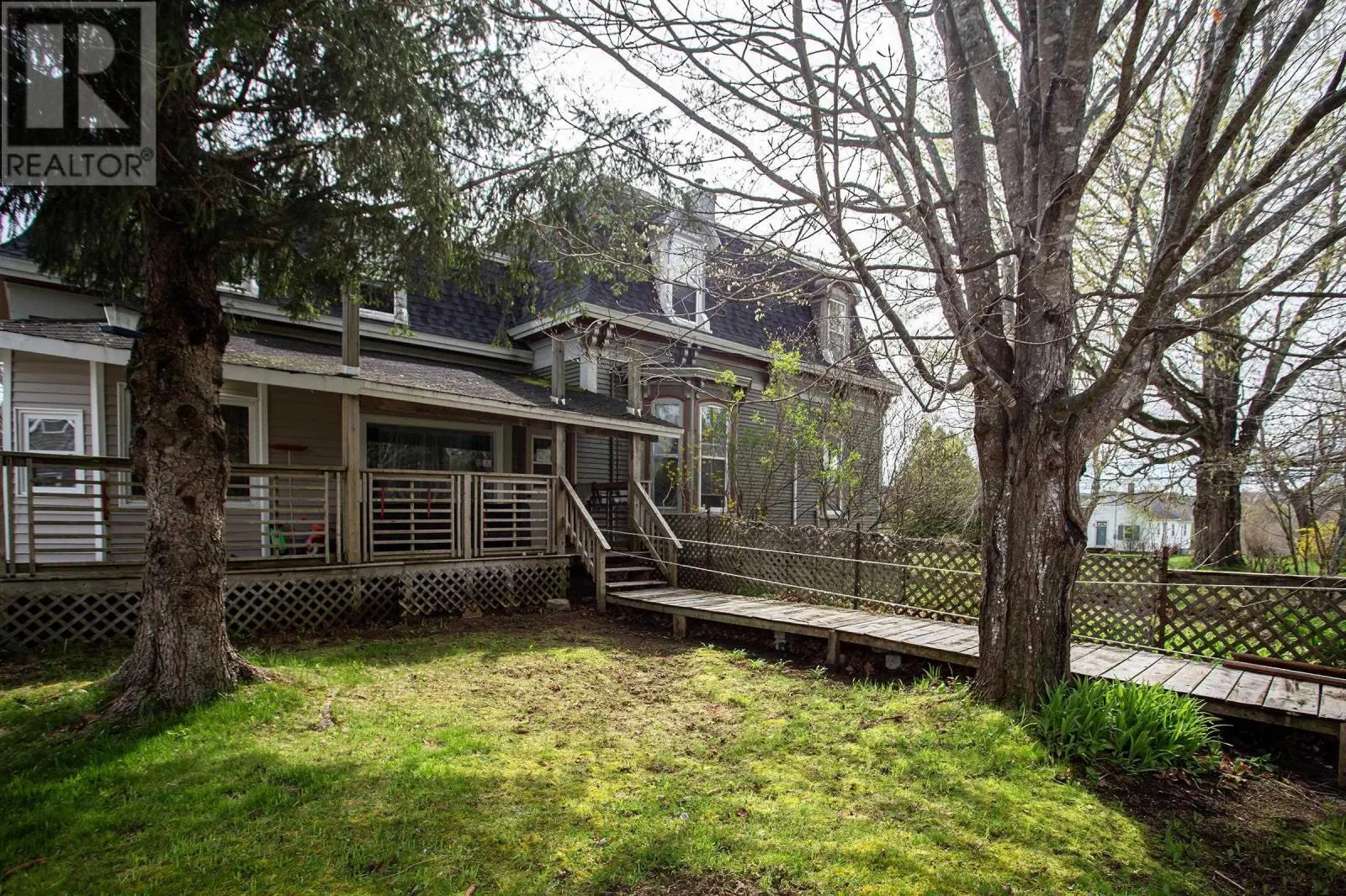 10419 Highway 1