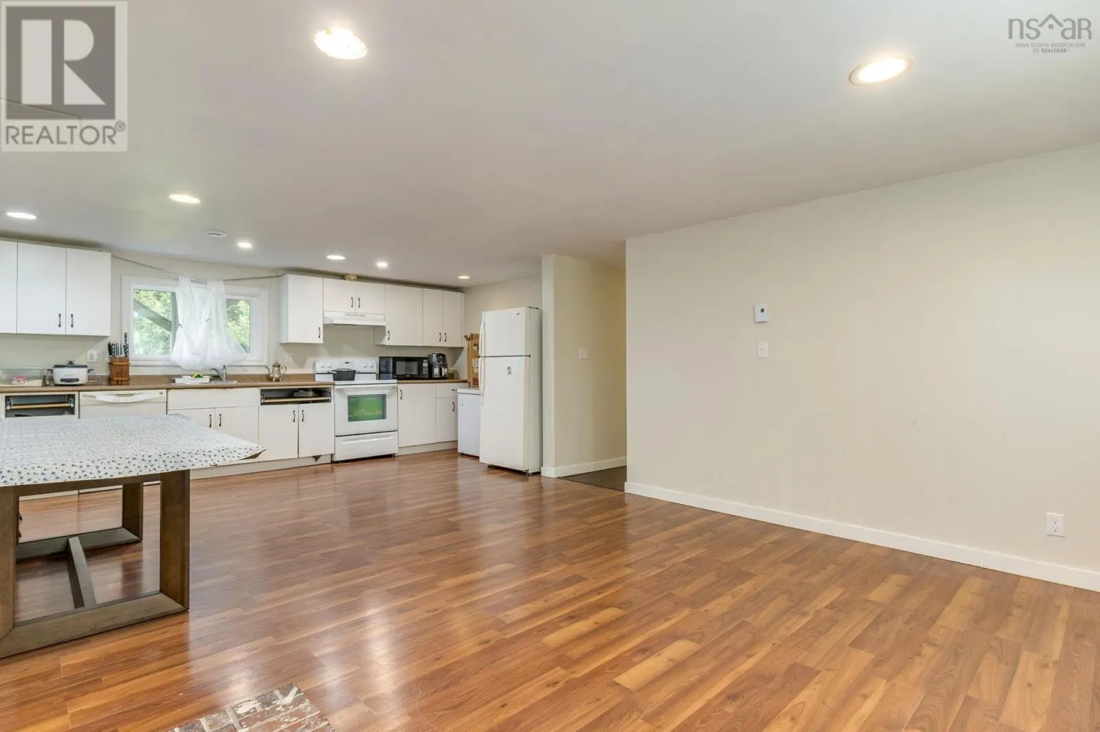 34 Nausett Crescent