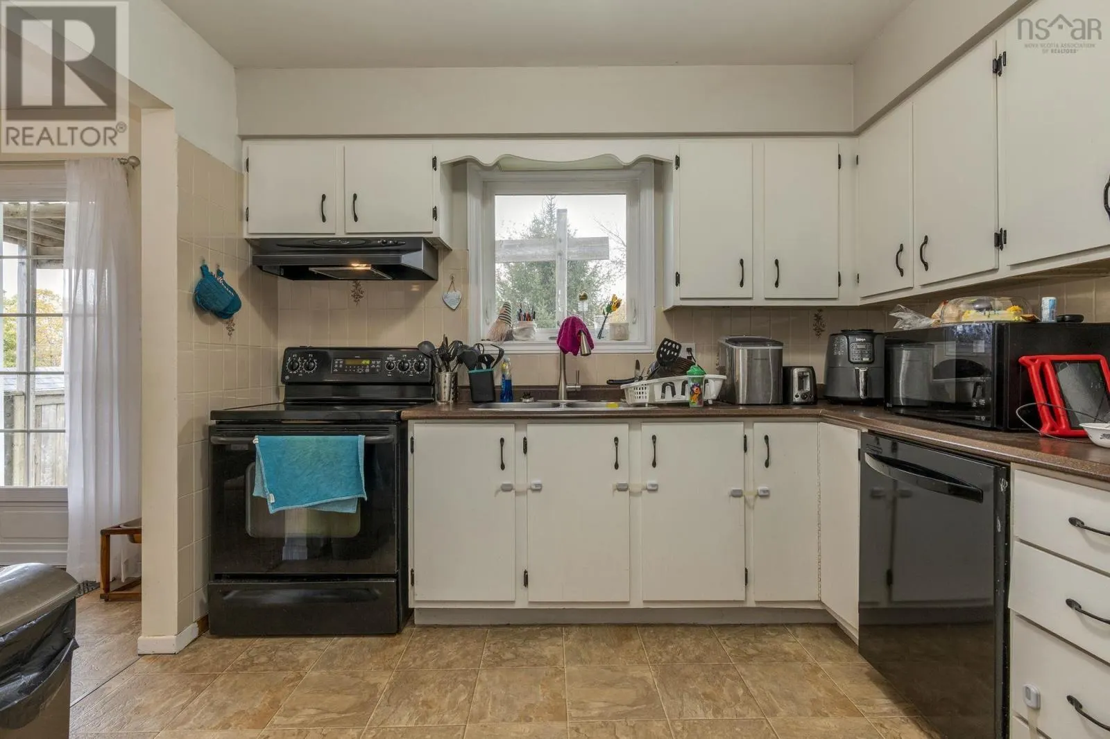 34 Nausett Crescent