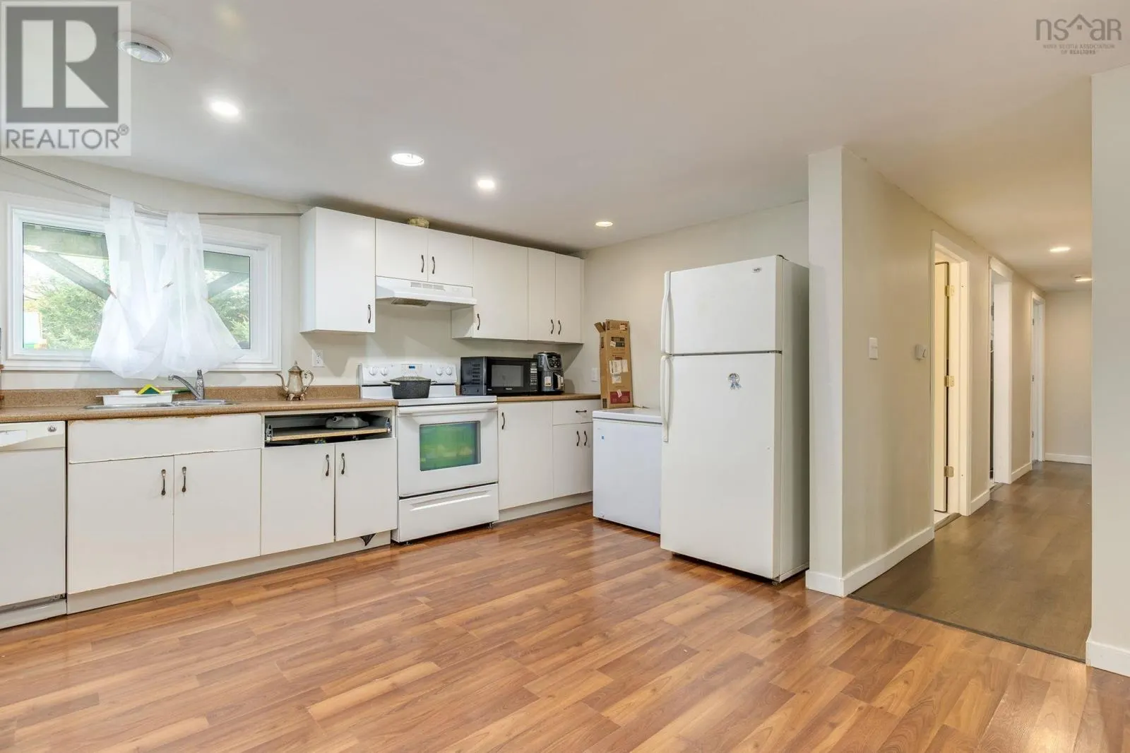 34 Nausett Crescent
