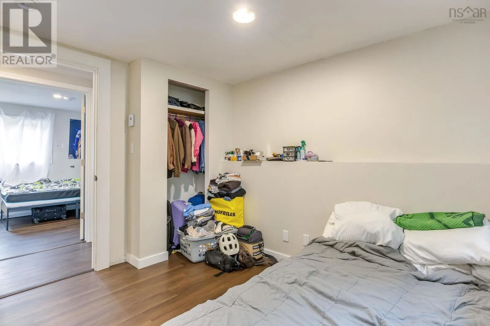 34 Nausett Crescent