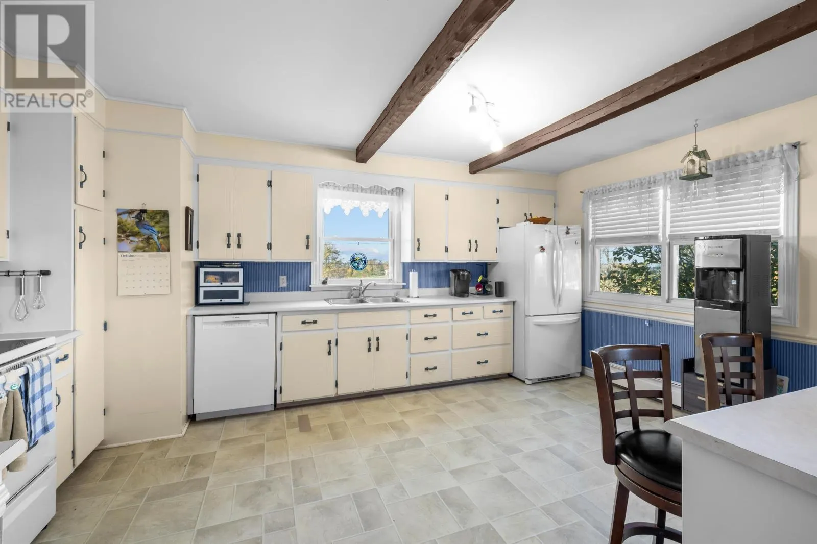 1 Upper Tea Hill Crescent