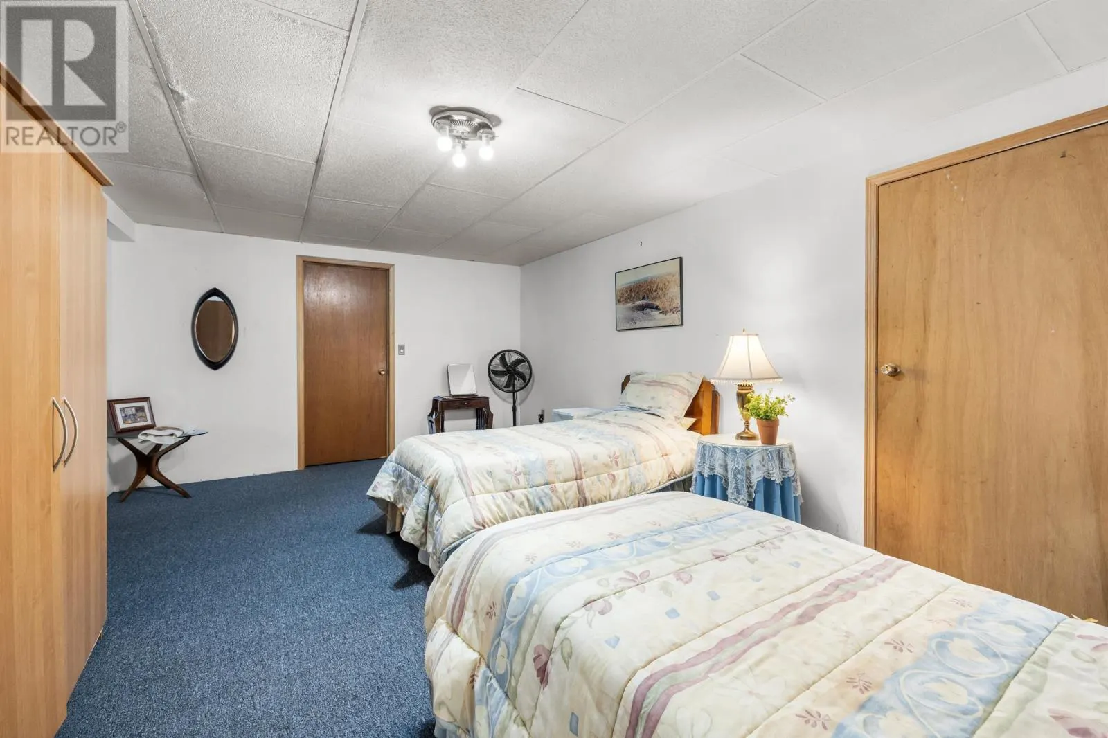 1 Upper Tea Hill Crescent