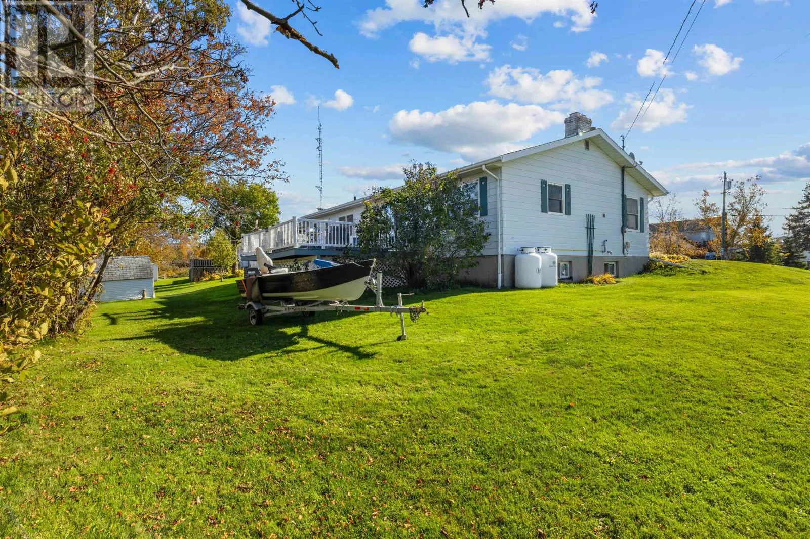 1 Upper Tea Hill Crescent