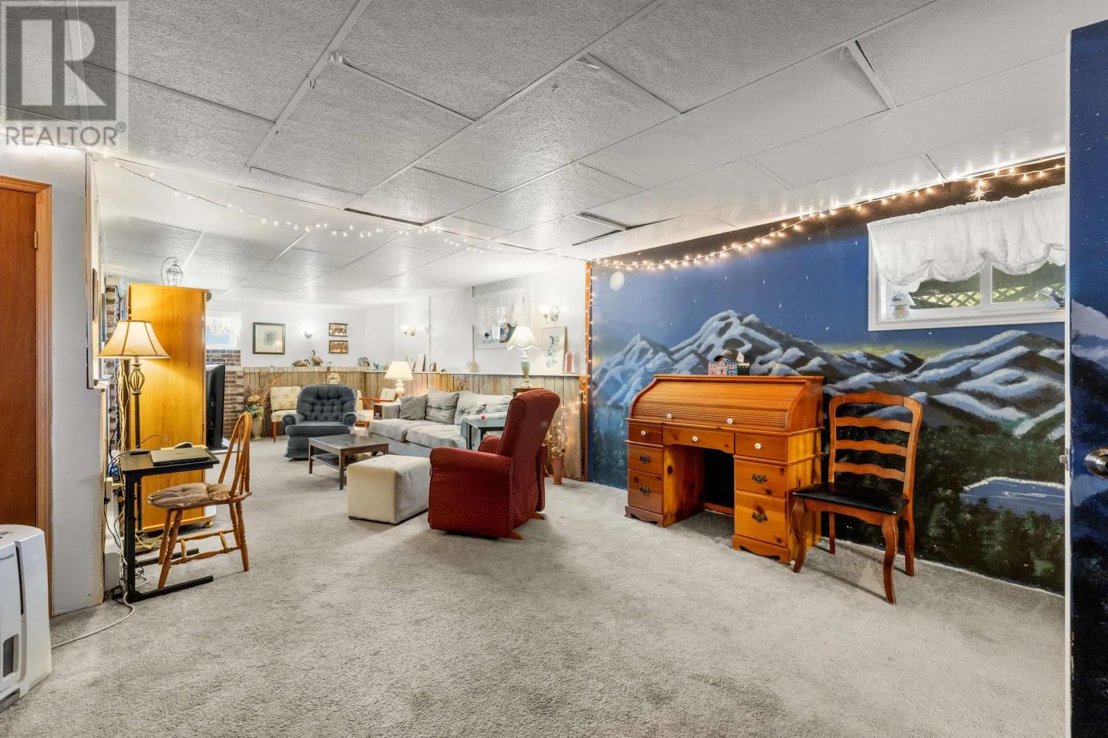 1 Upper Tea Hill Crescent