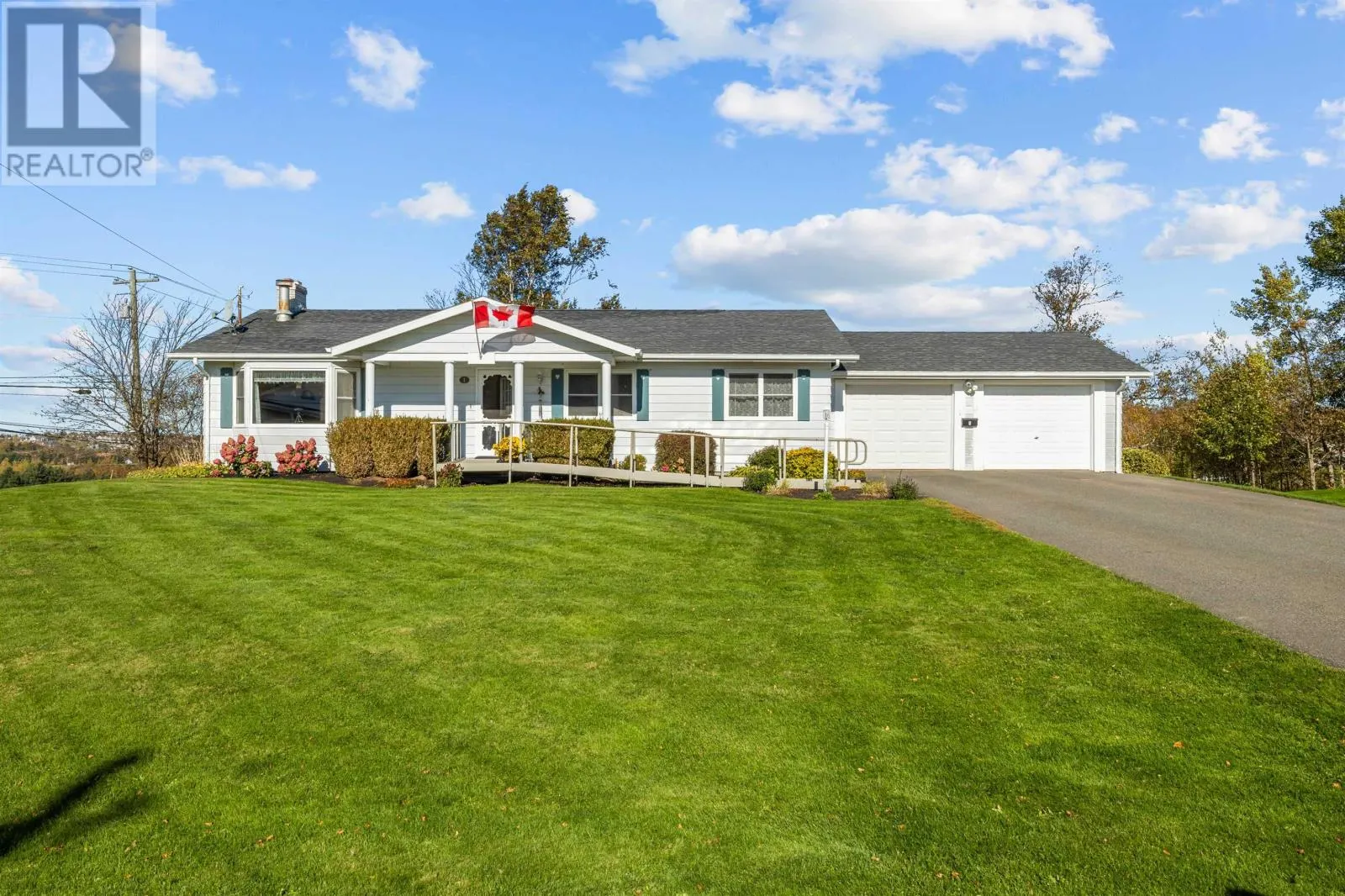 1 Upper Tea Hill Crescent