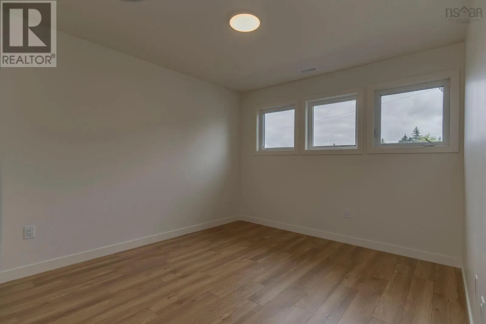 GW-5 32 Gardenia Way