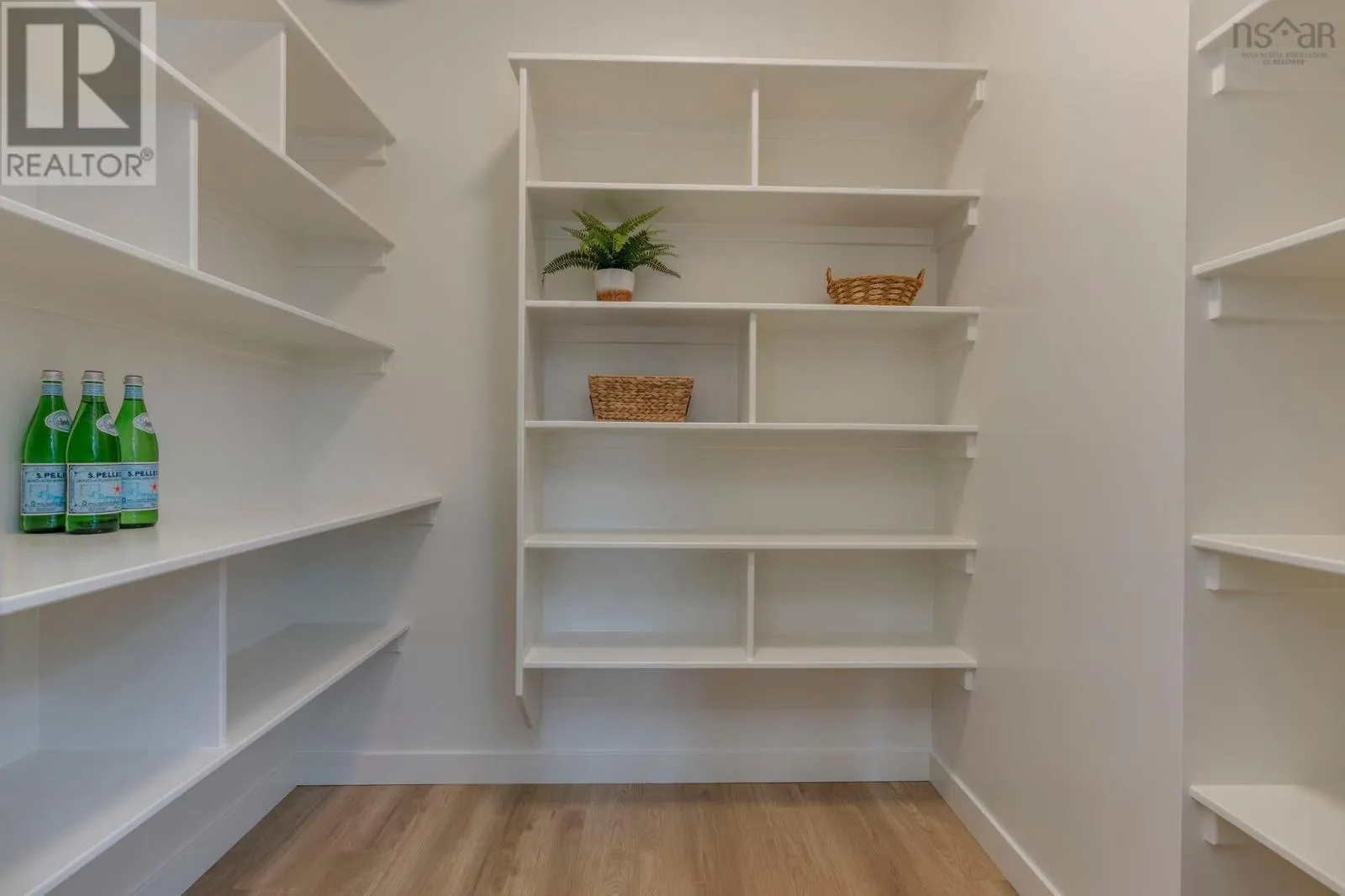 GW-5 32 Gardenia Way