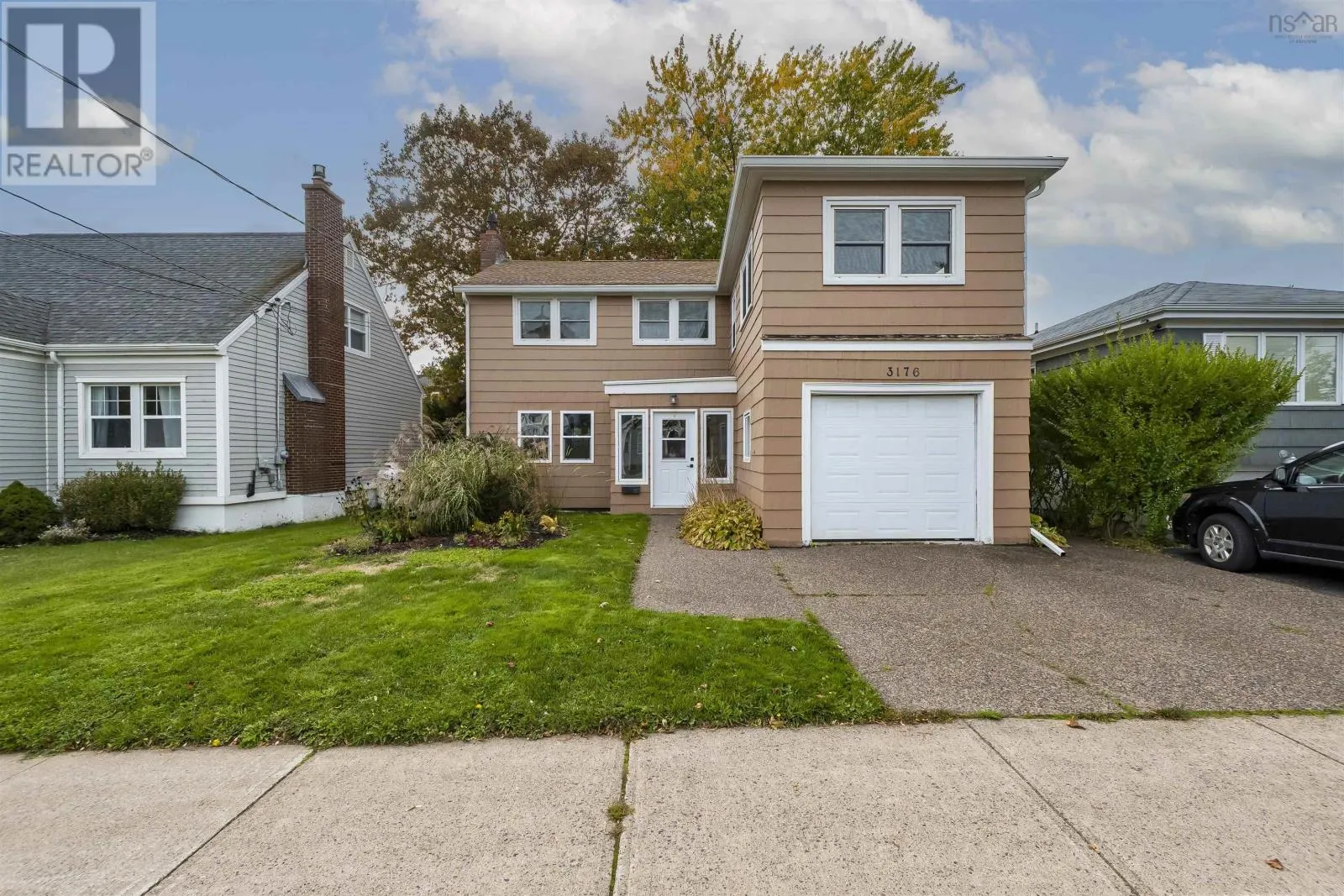 3176 Hemlock Street