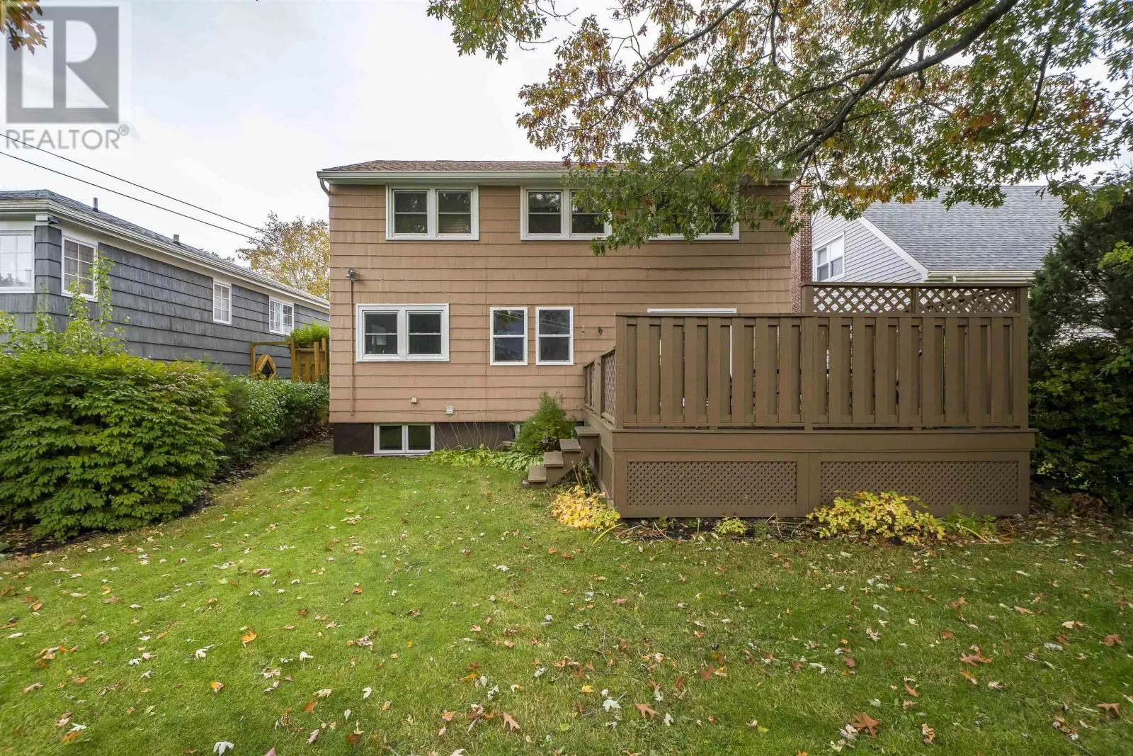 3176 Hemlock Street