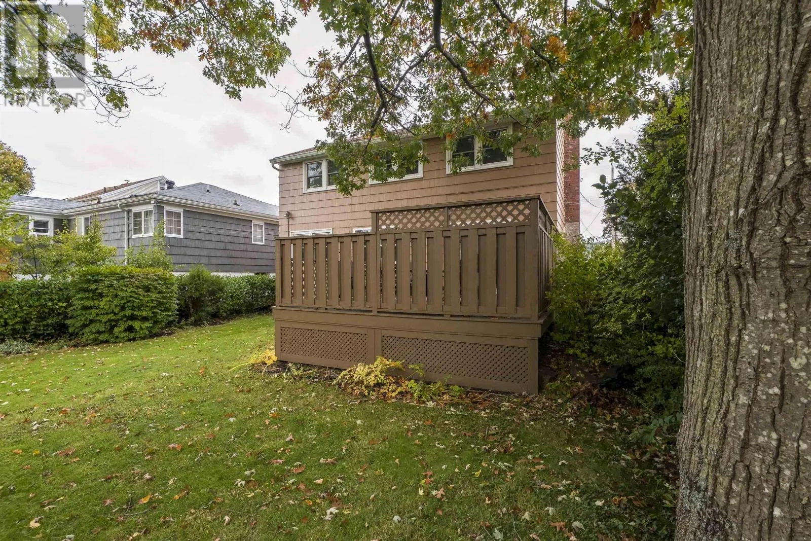 3176 Hemlock Street