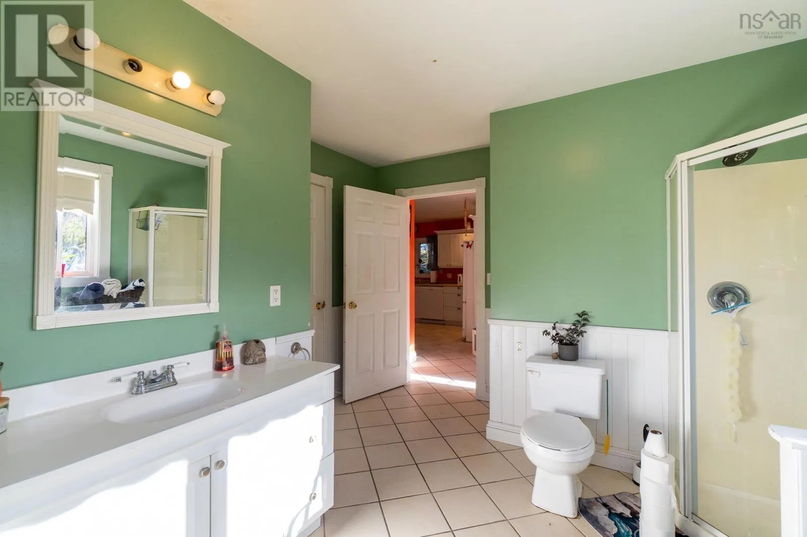 207 West Old Post Road