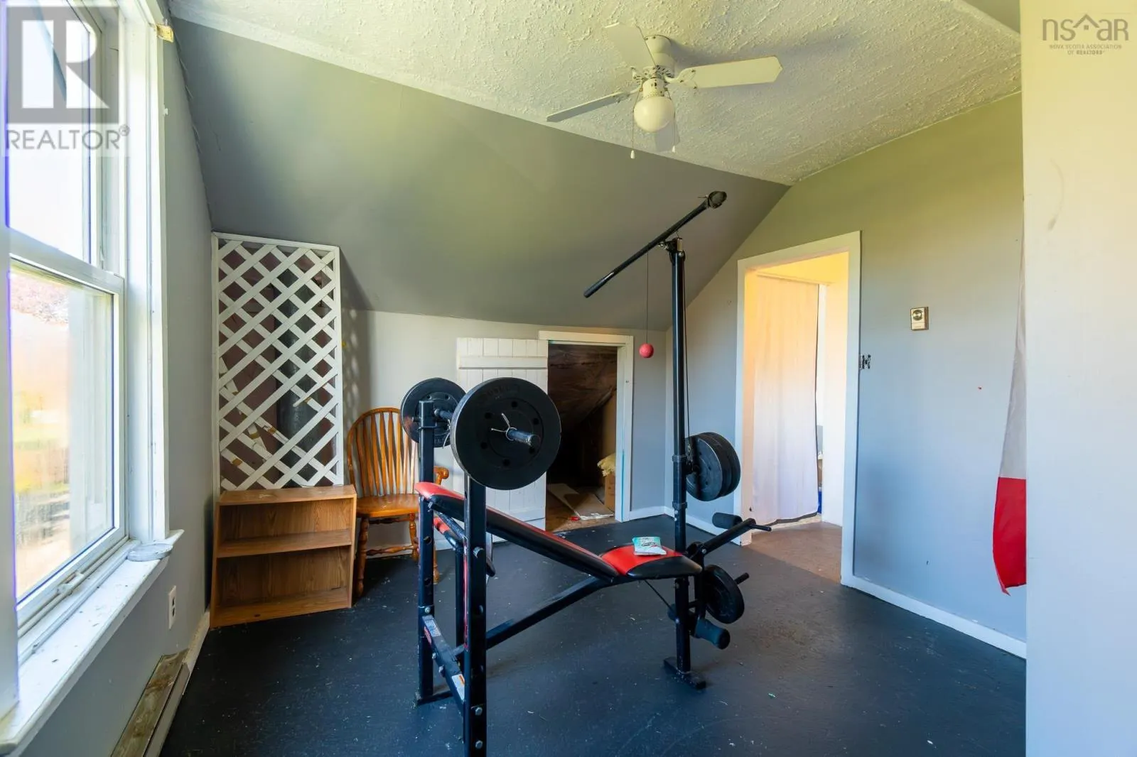 207 West Old Post Road