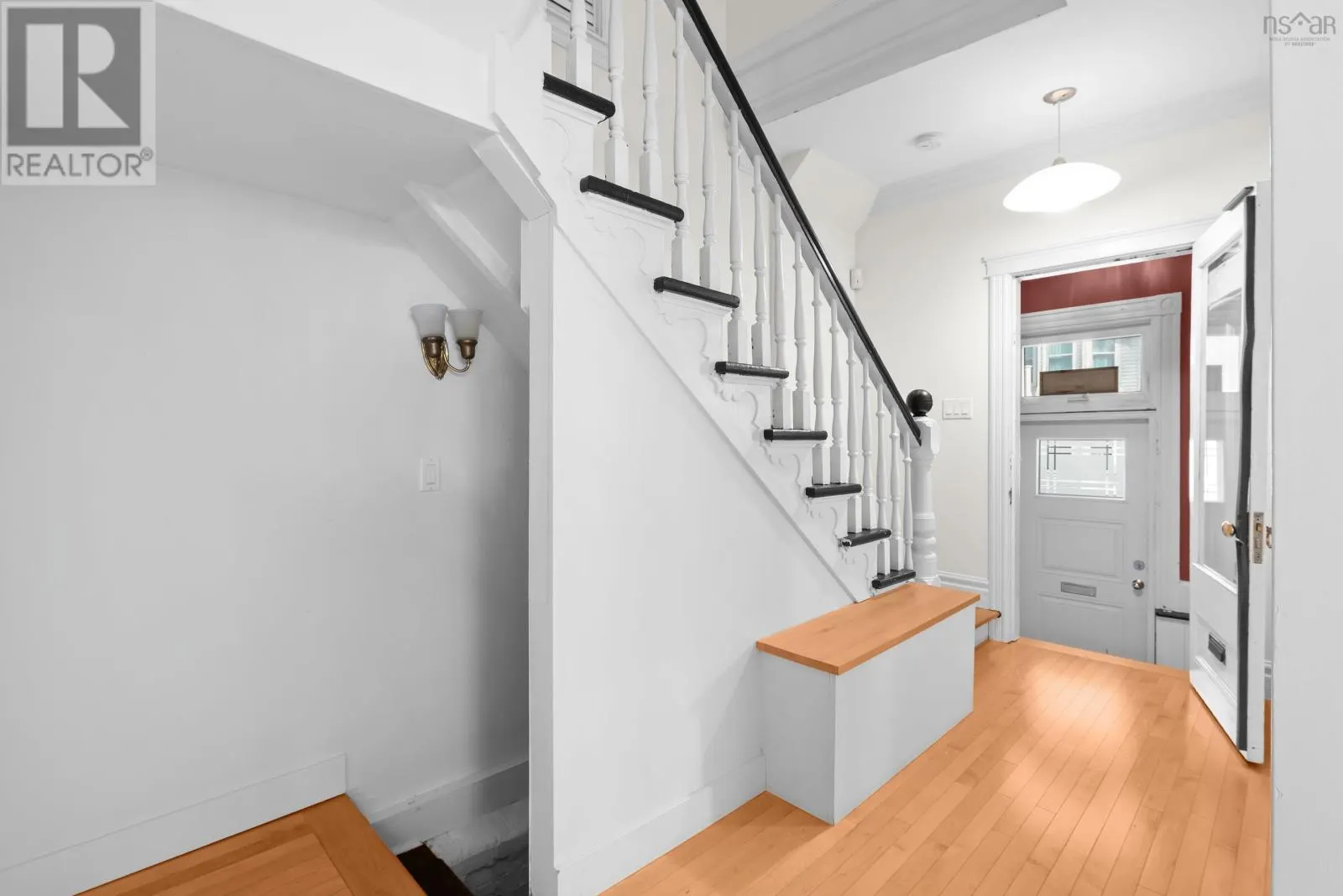 1544 Henry Street
