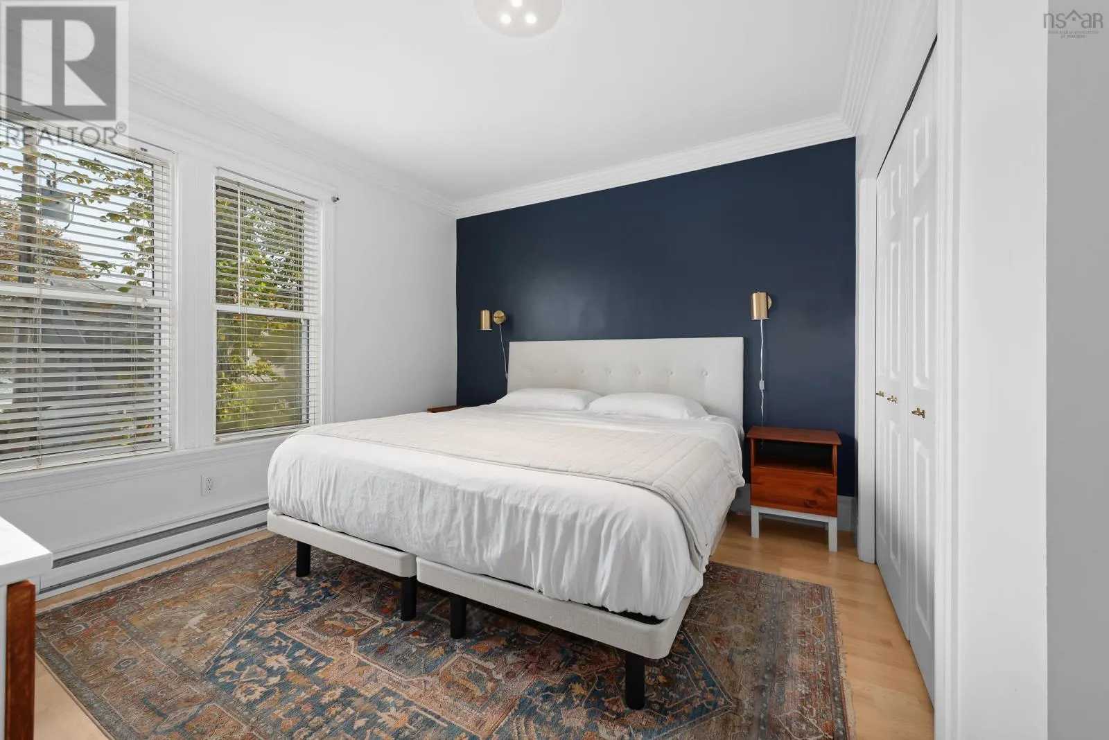 1544 Henry Street