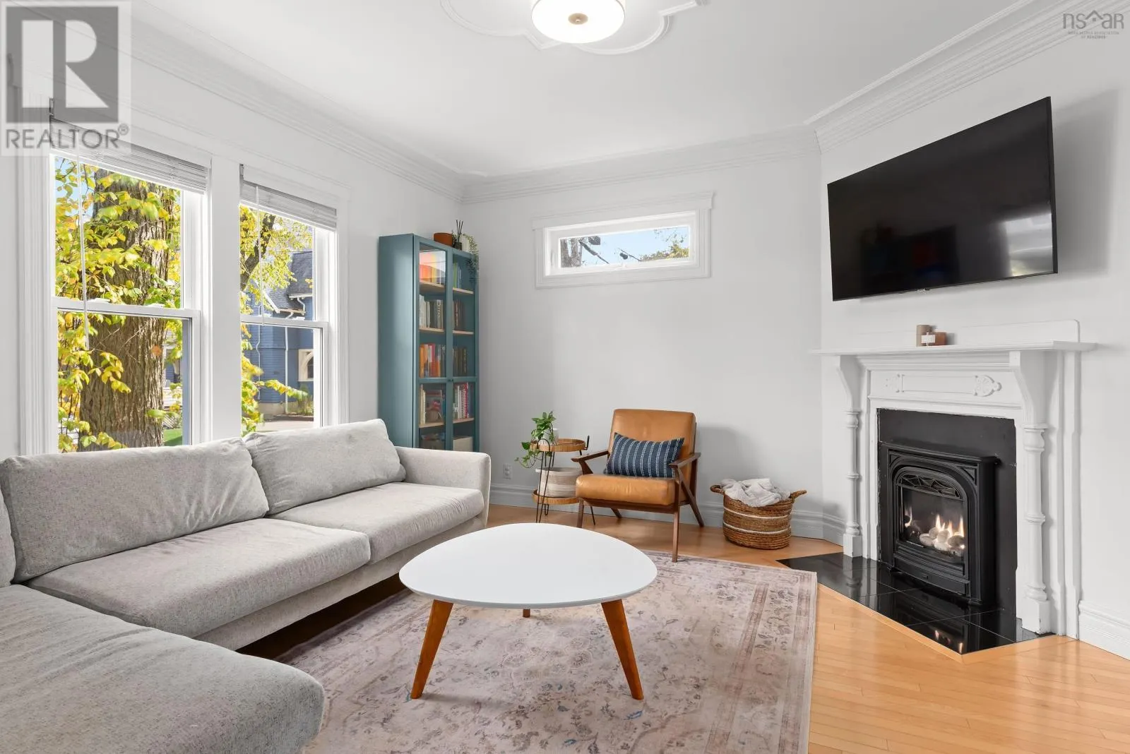 1544 Henry Street
