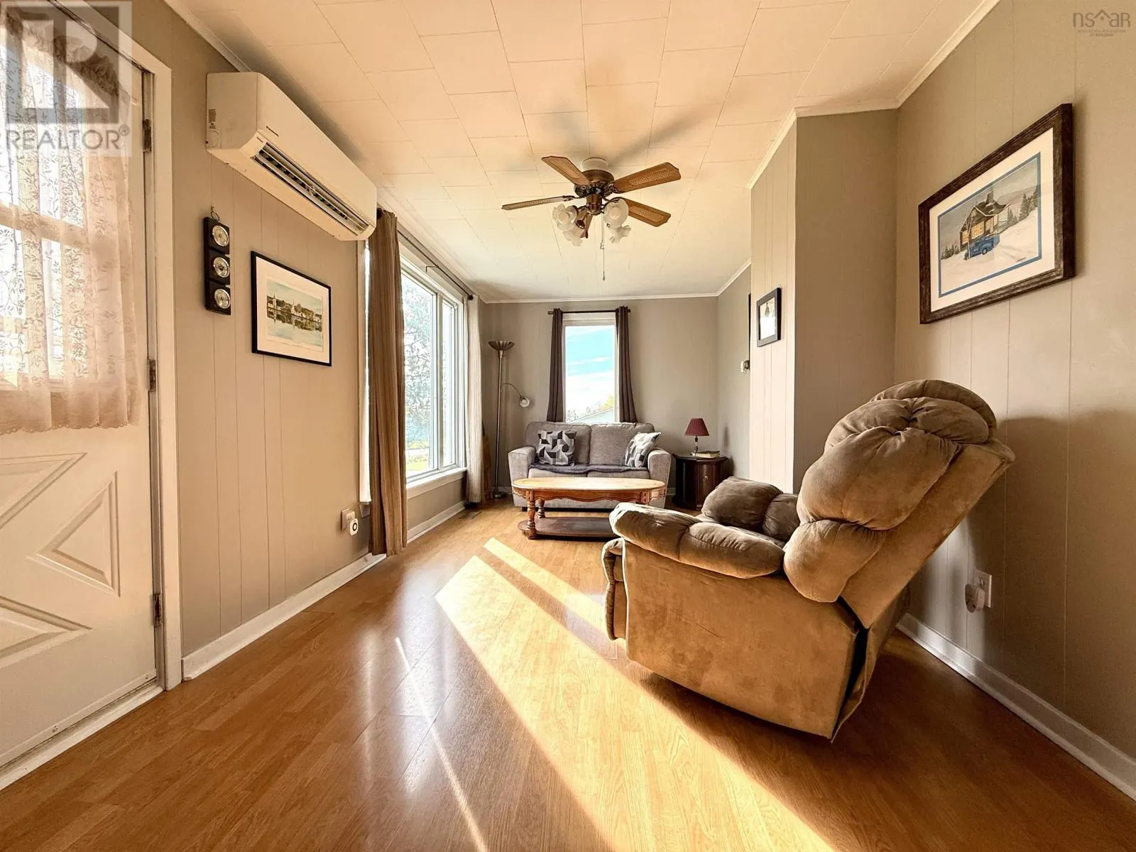 2367 Athol Road