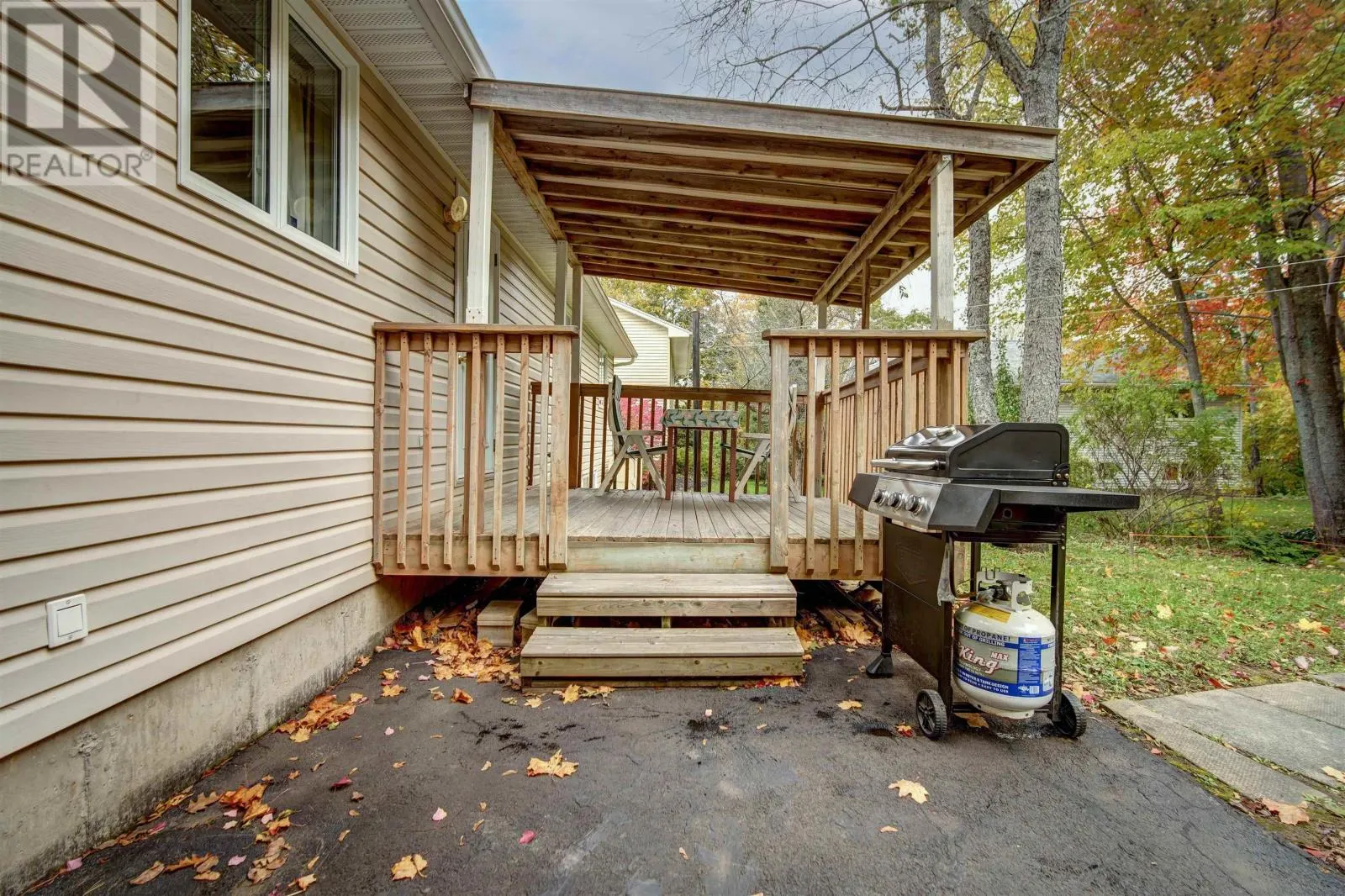 28 Fort Sackville Road