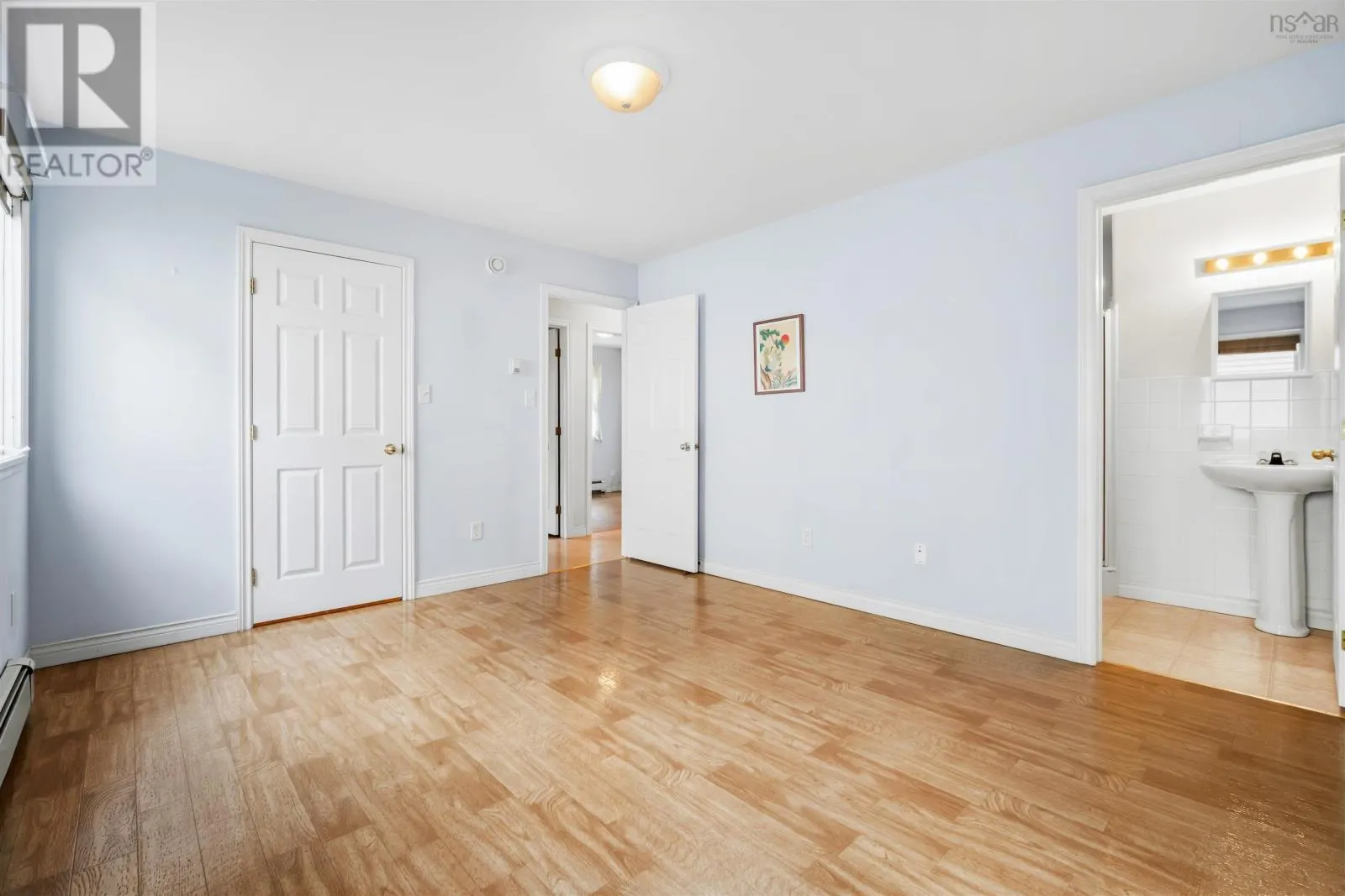 28 Fort Sackville Road